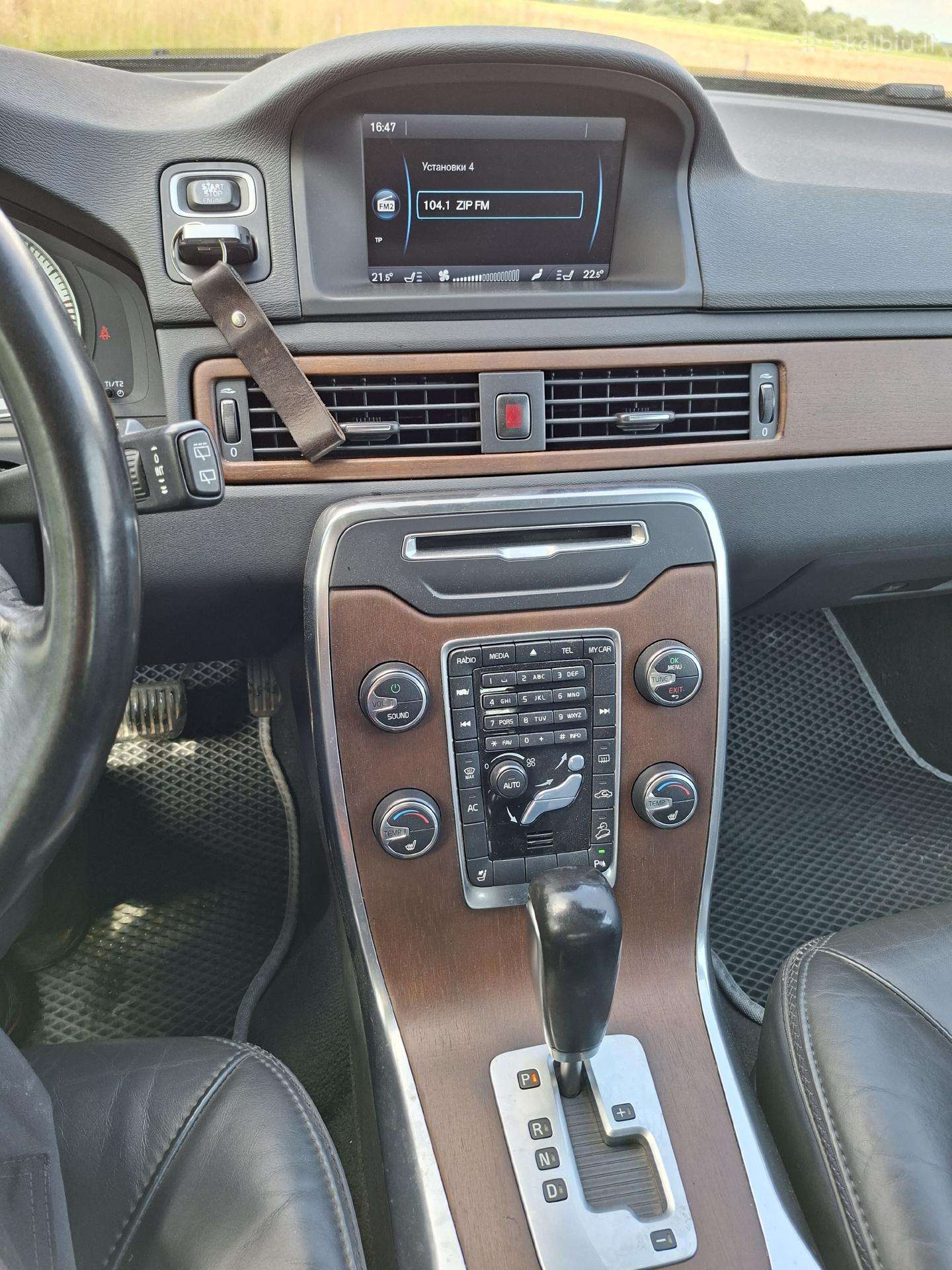 Volvo XC70, 2.4 l., Универсал
