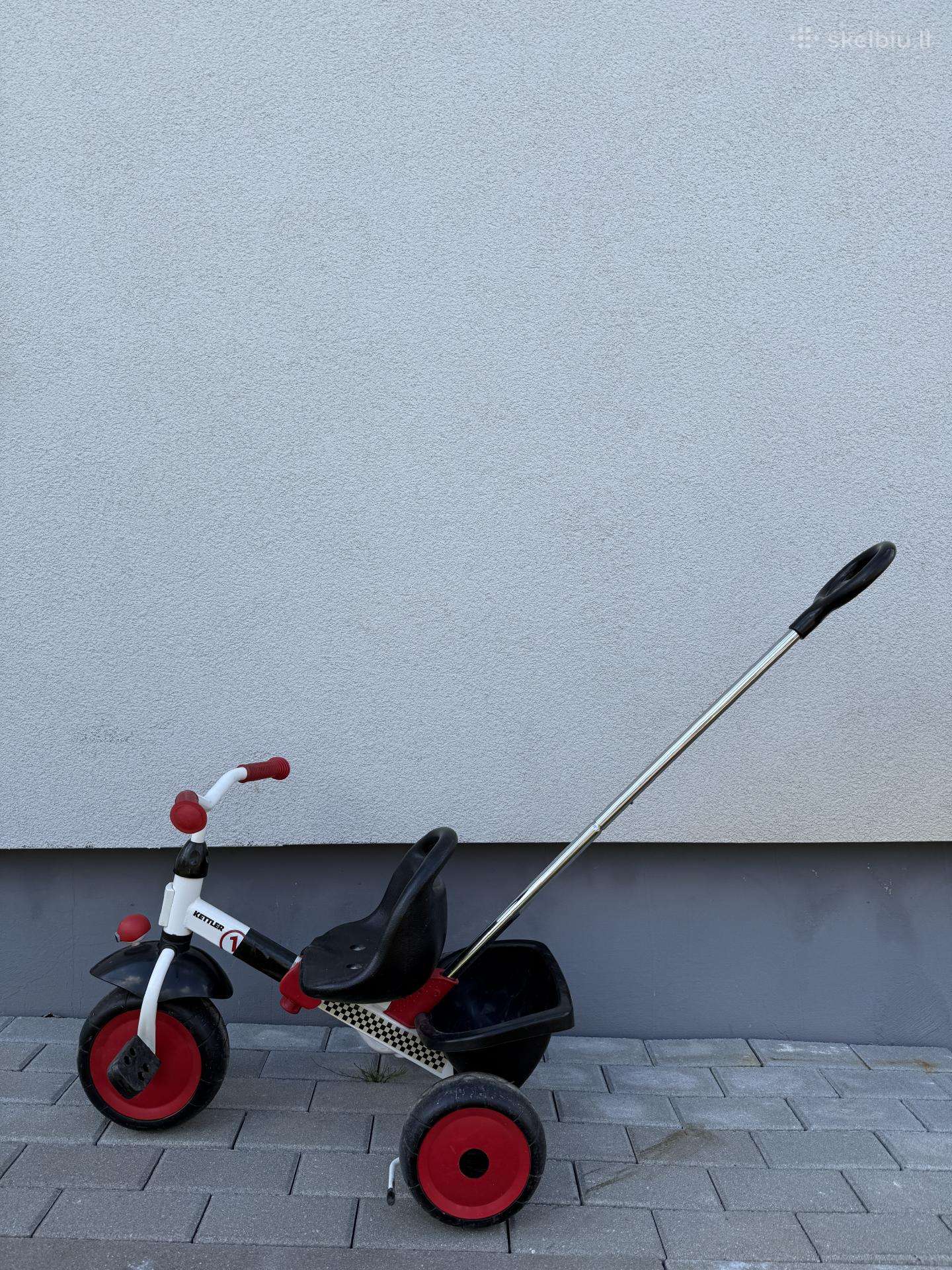 Stumiamas triratukas kettler