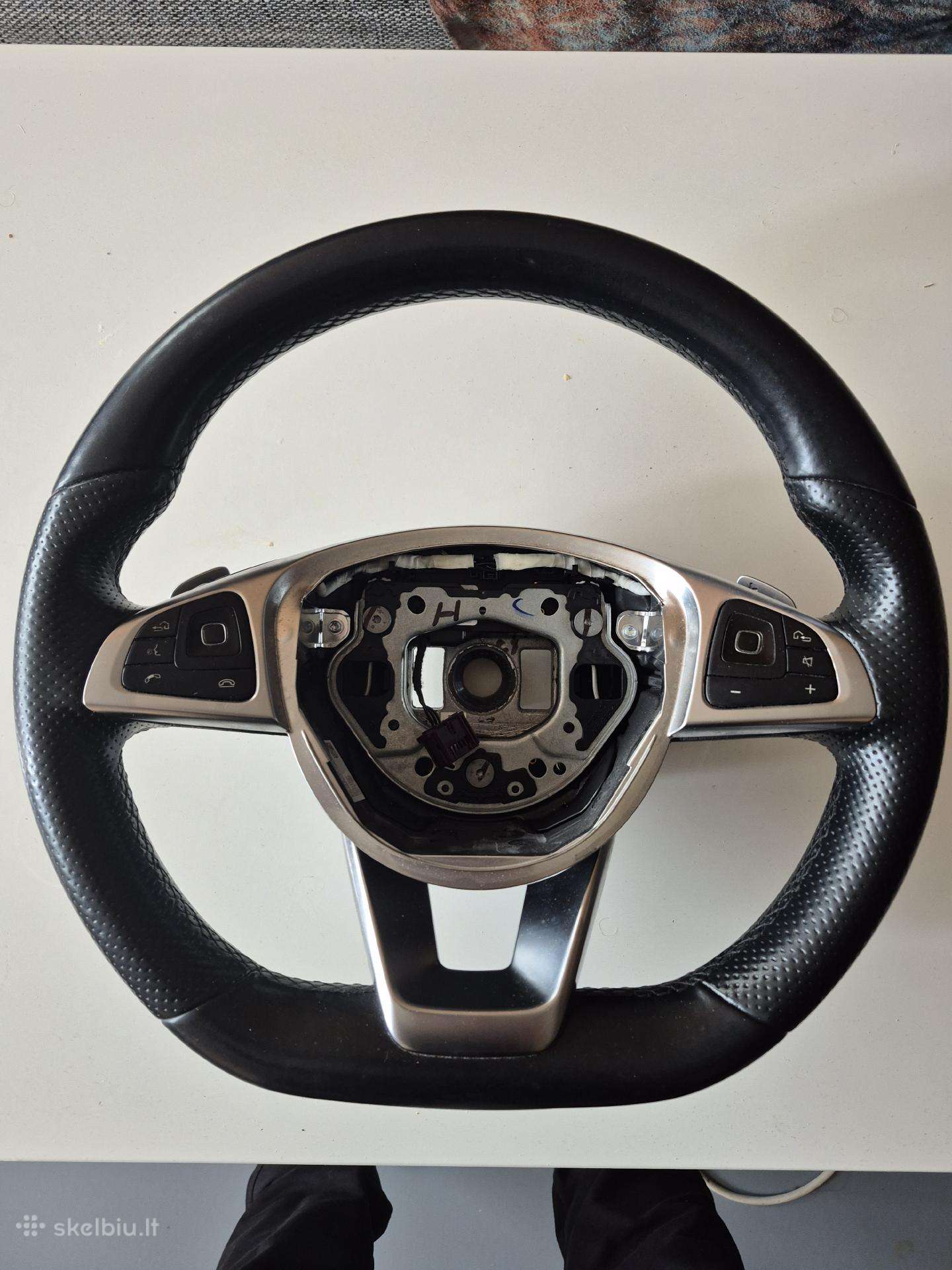 Mercedes-Benz E220 vairai