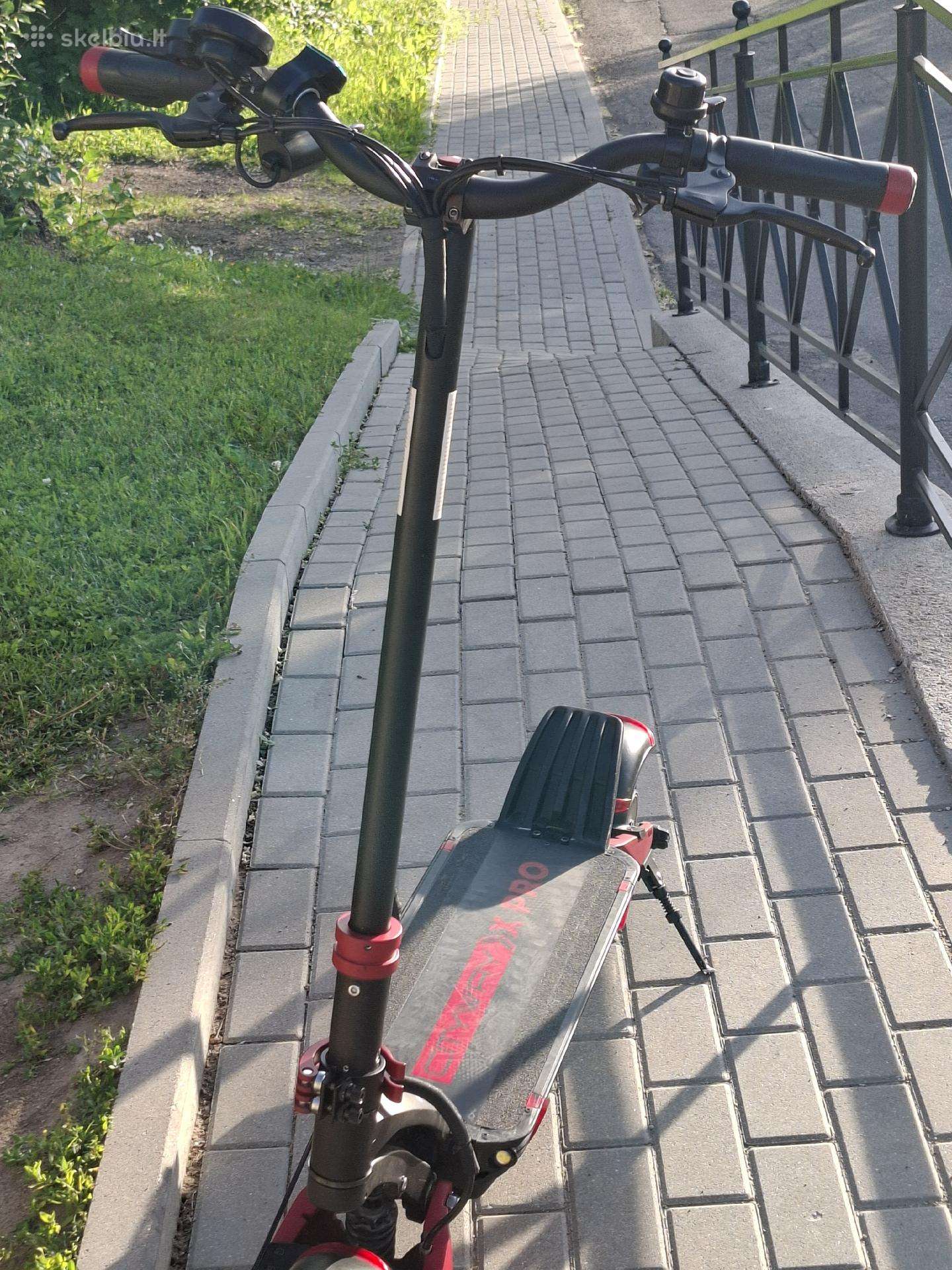 Electric scooter Beaster Scooter