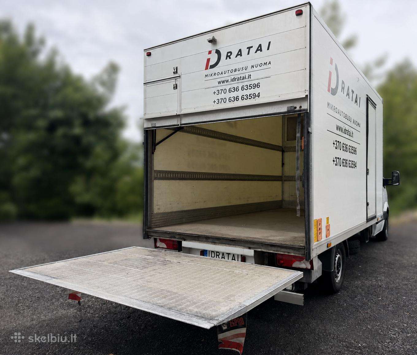 Mercedes-Benz Sprinter, cargo van