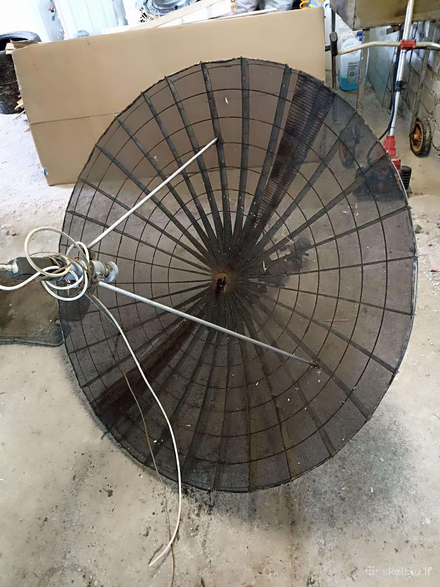 Palydovinė lėkštė 130cm