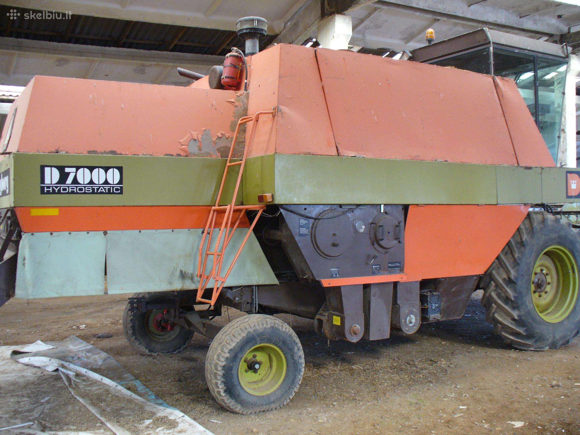 Dronningborg D7000, combine harvesters