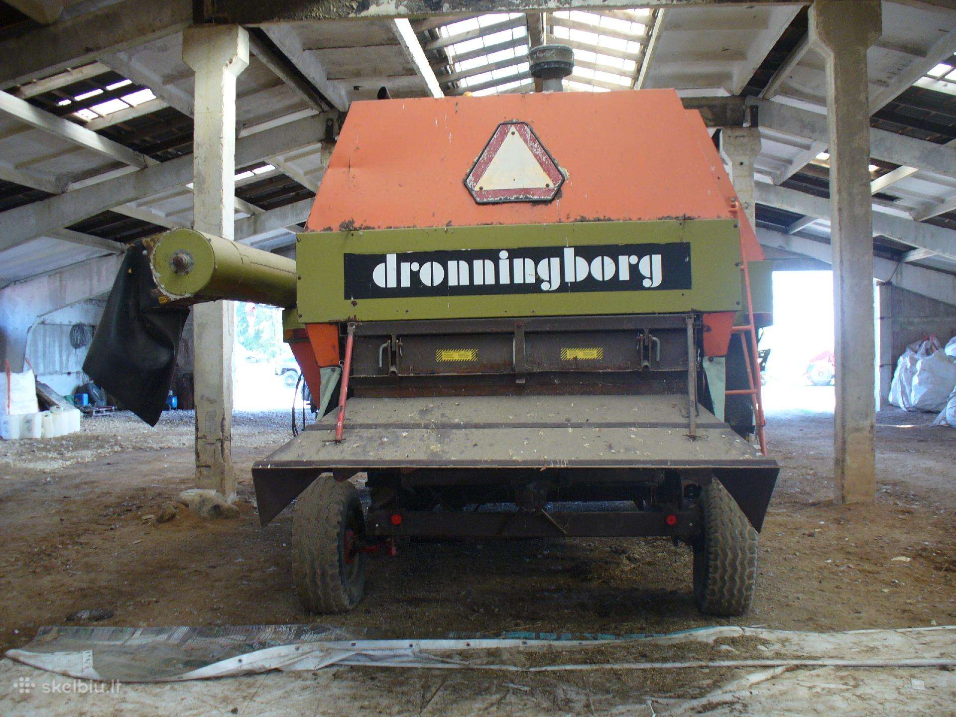 Dronningborg D7000, combine harvesters