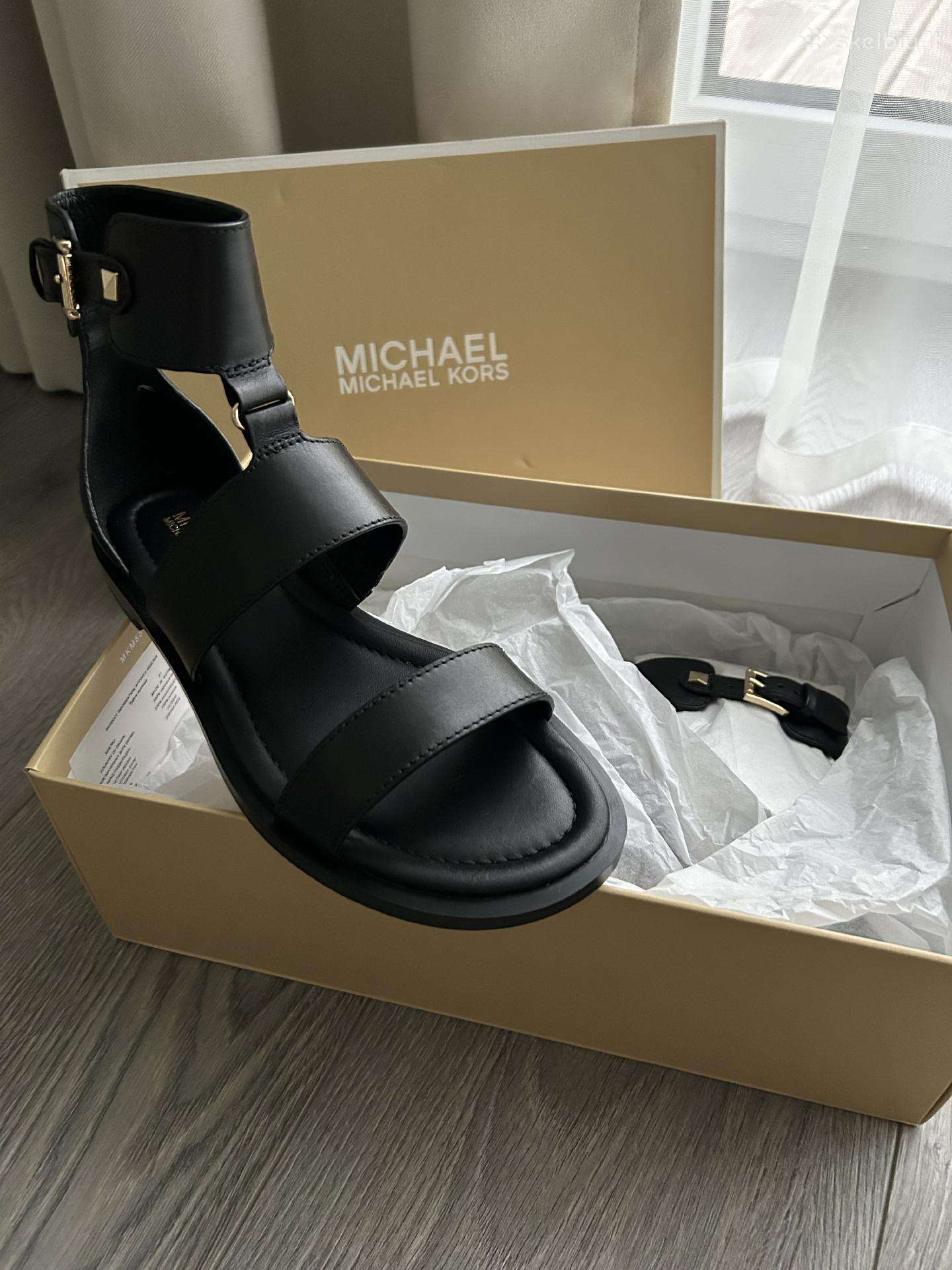 Michael Kors odines basutes