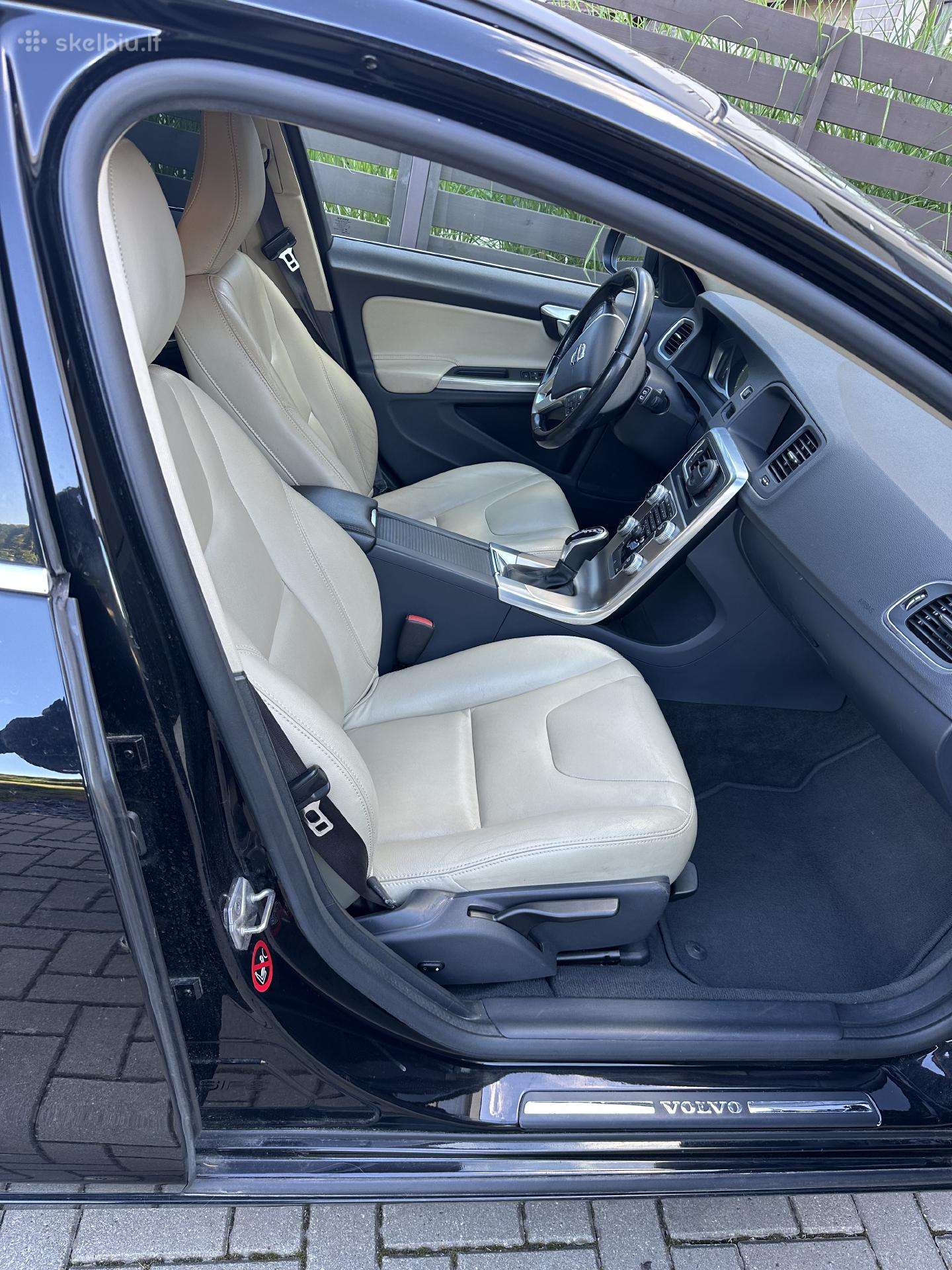 Volvo V60, 2.0 l., Универсал