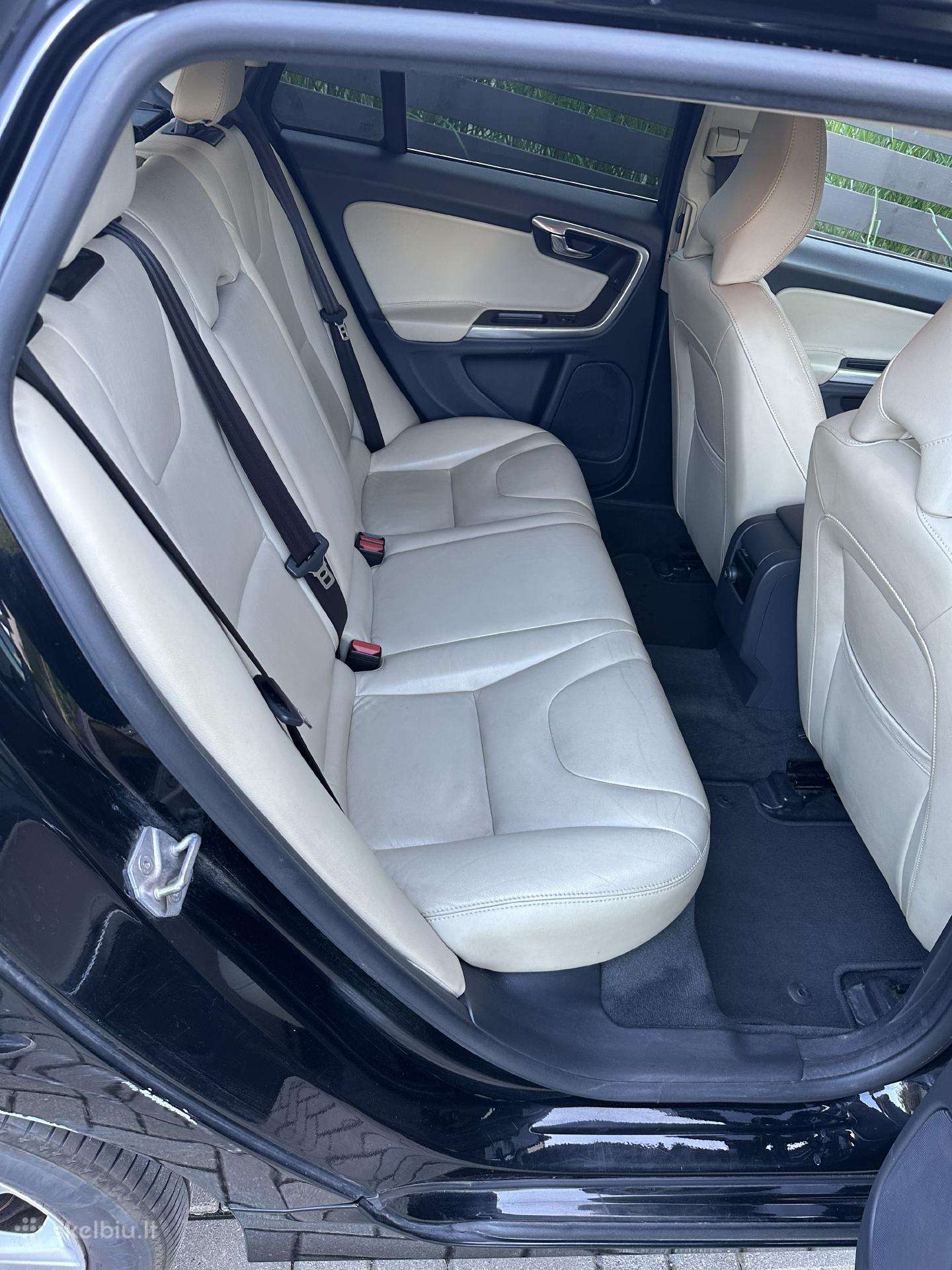 Volvo V60, 2.0 l., Универсал