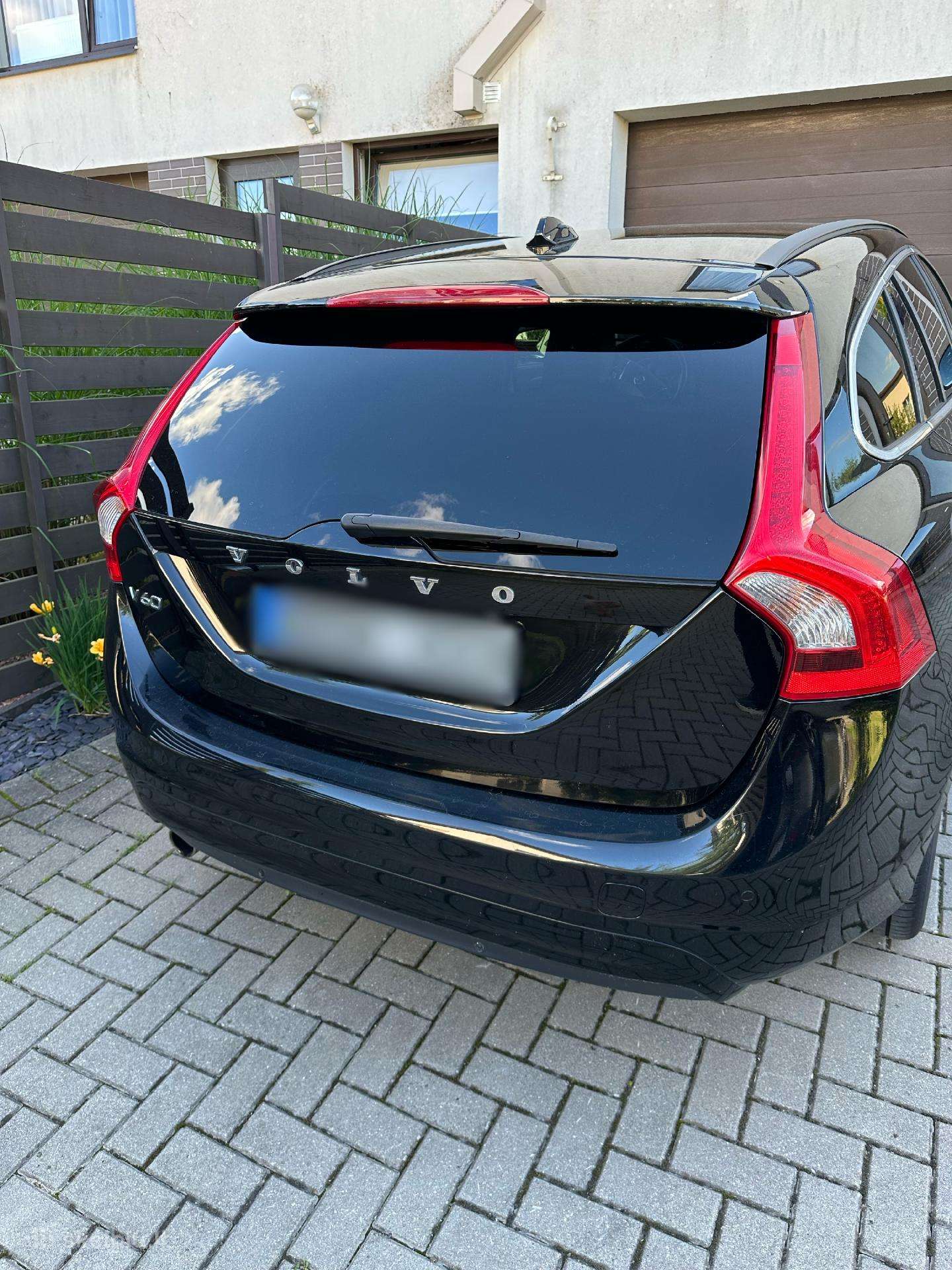 Volvo V60, 2.0 l., Универсал