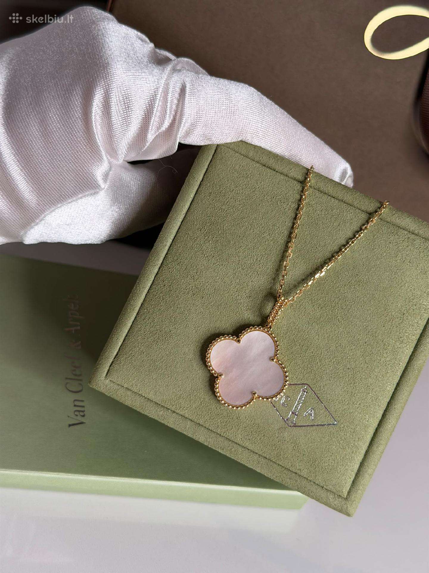 Van Cleef & Arpels Magic Alhambra ilgi vėriniai