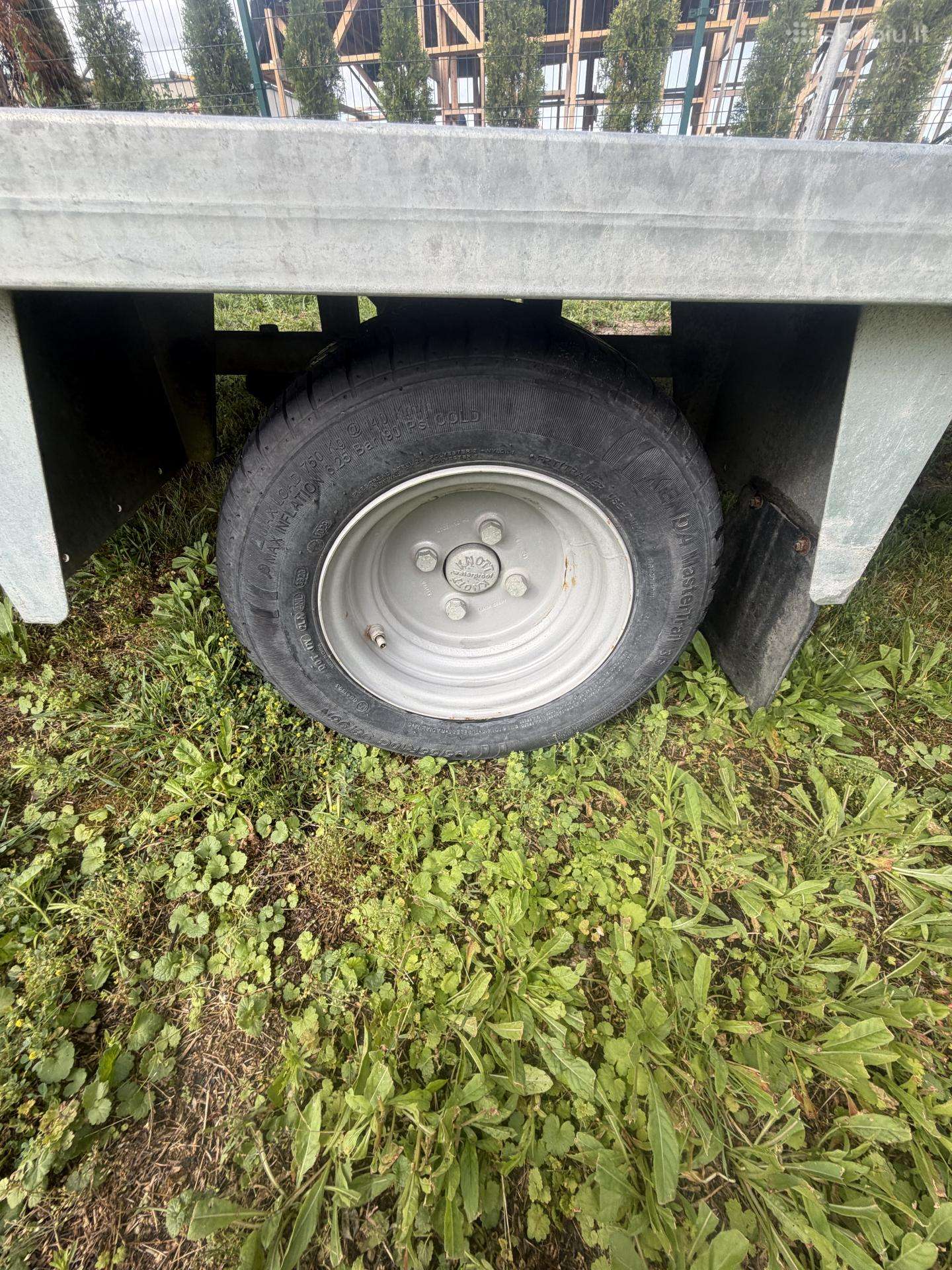 Tiki Treiler, passenger car trailers