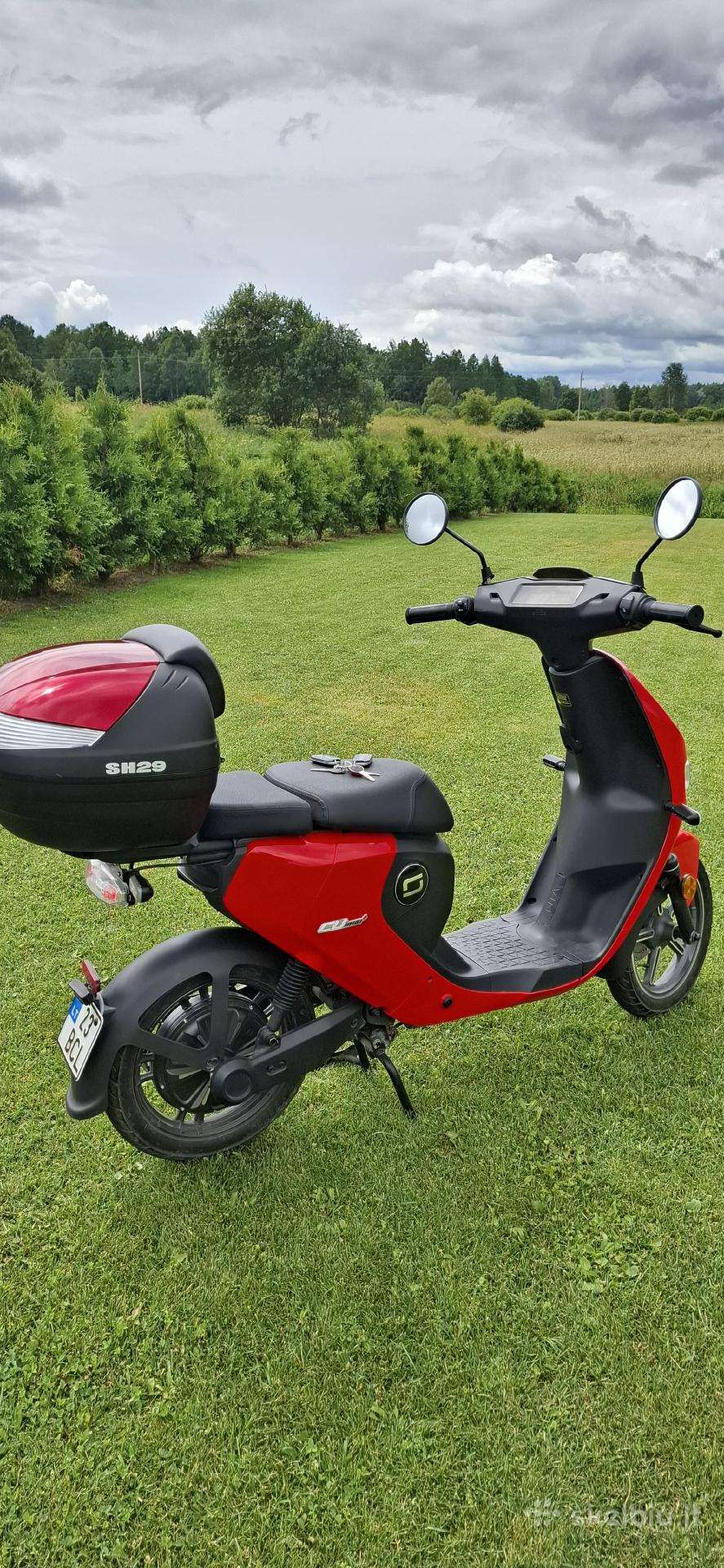 Super Soco/Vmoto TCmax, мотороллеры / мопеды