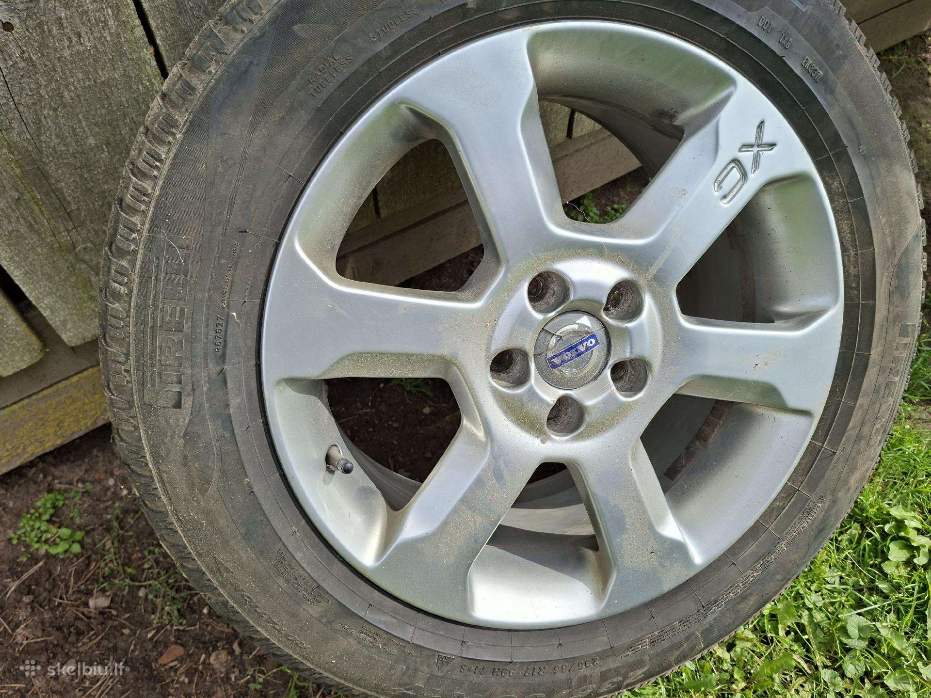 Volvo XC70, 2.4 l., wagon
