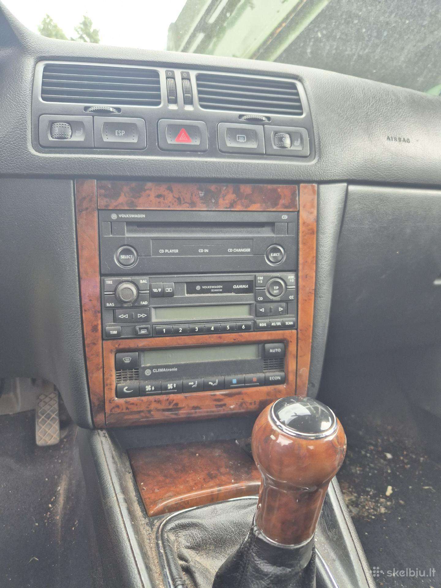 Volkswagen Bora Automobilis dalimis dalimis