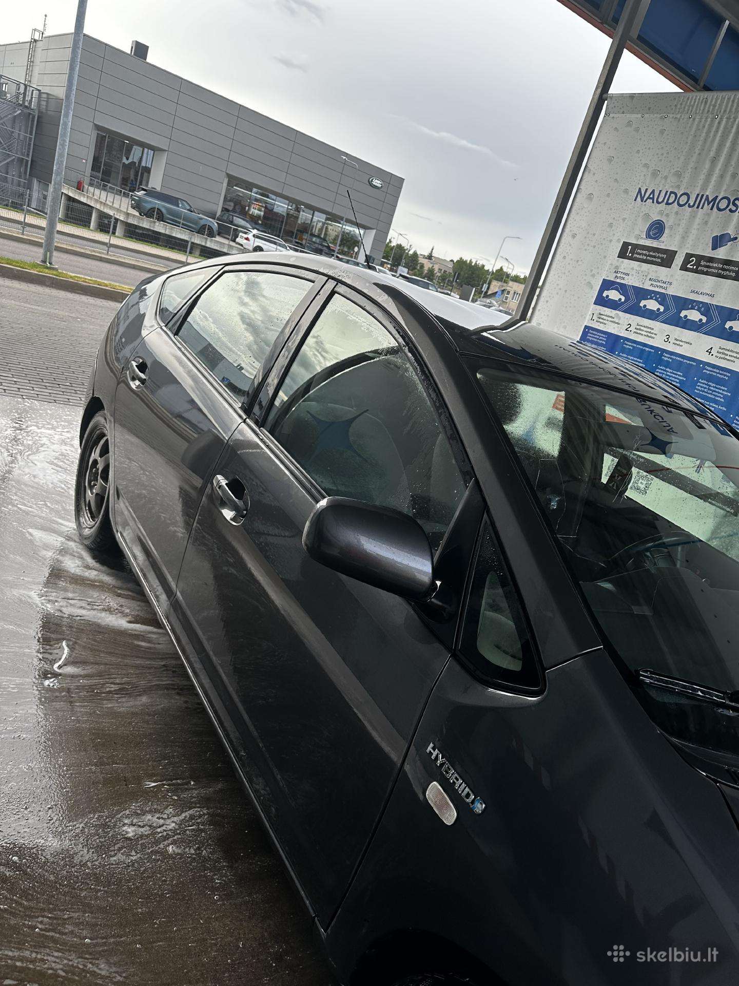 Toyota Prius, Хэтчбек