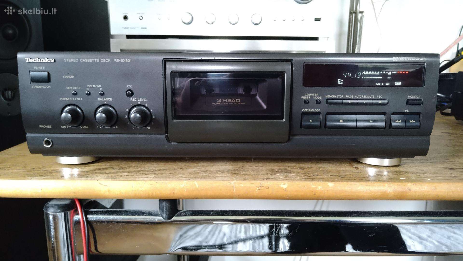 Kasetinis grotuvas Technics