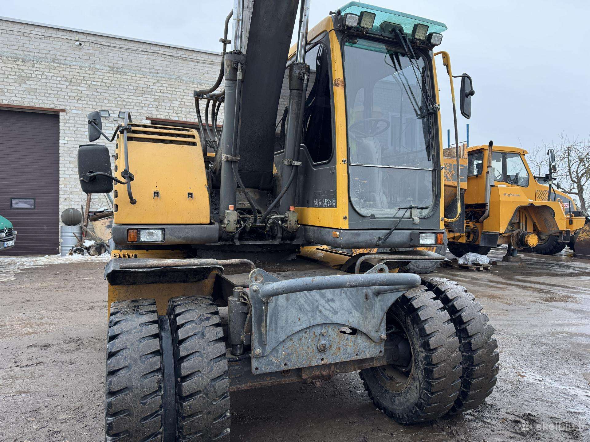 Volvo EW160B, экскаваторы