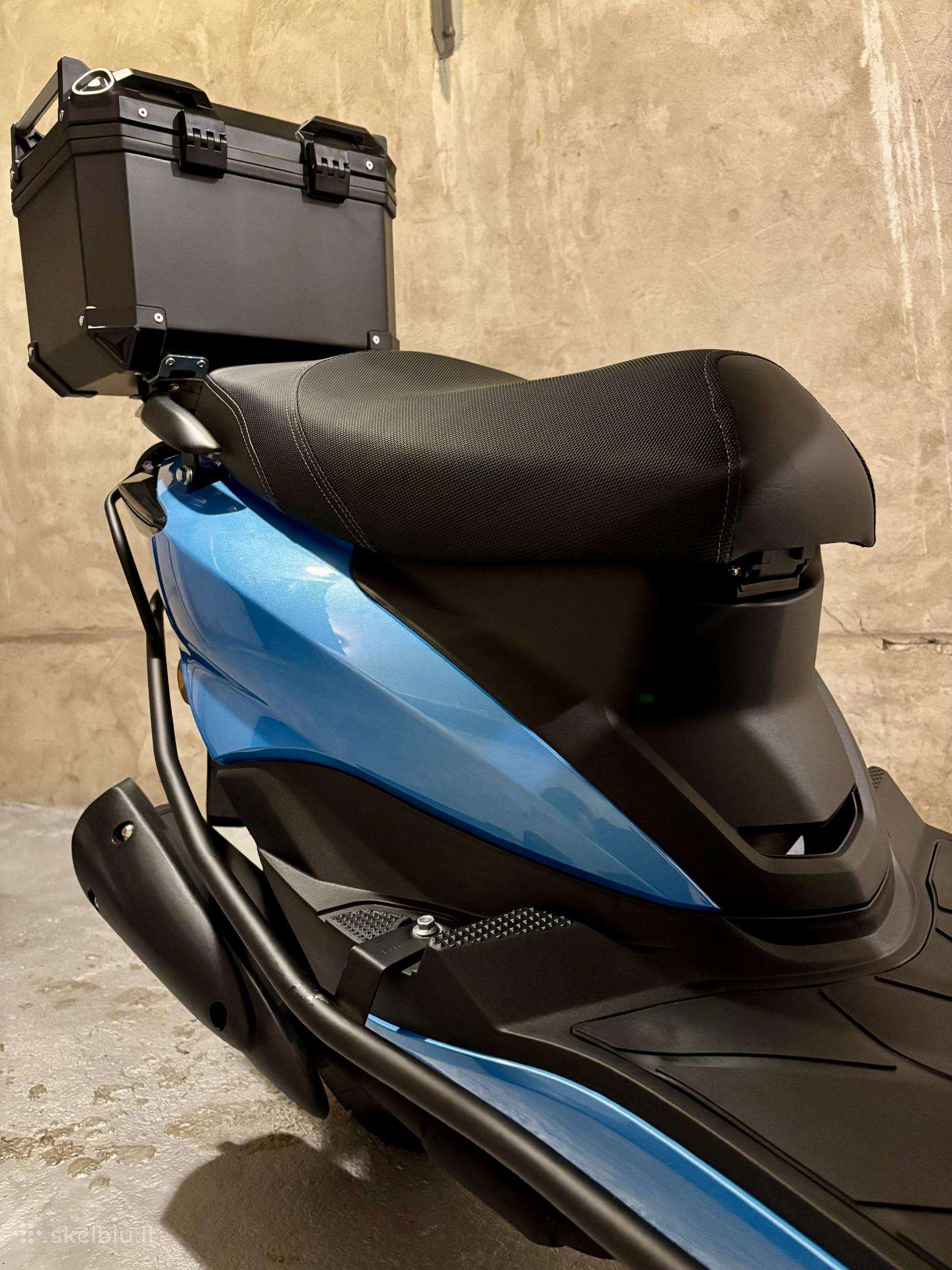 Yamaha Cygnus 49cc, scooters / mopeds
