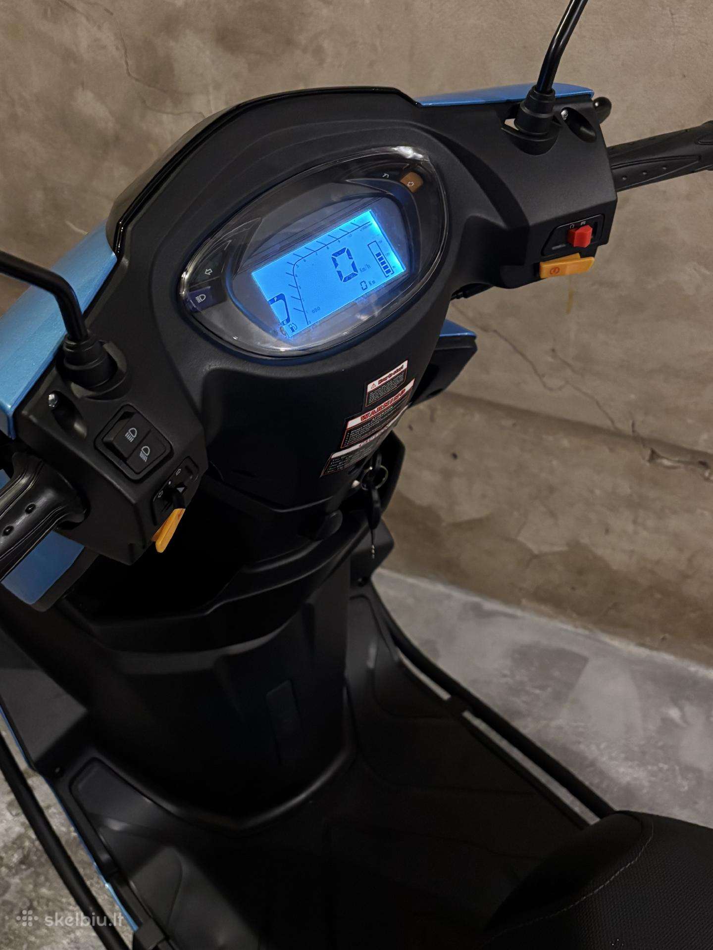 Yamaha Cygnus 49cc, scooters / mopeds