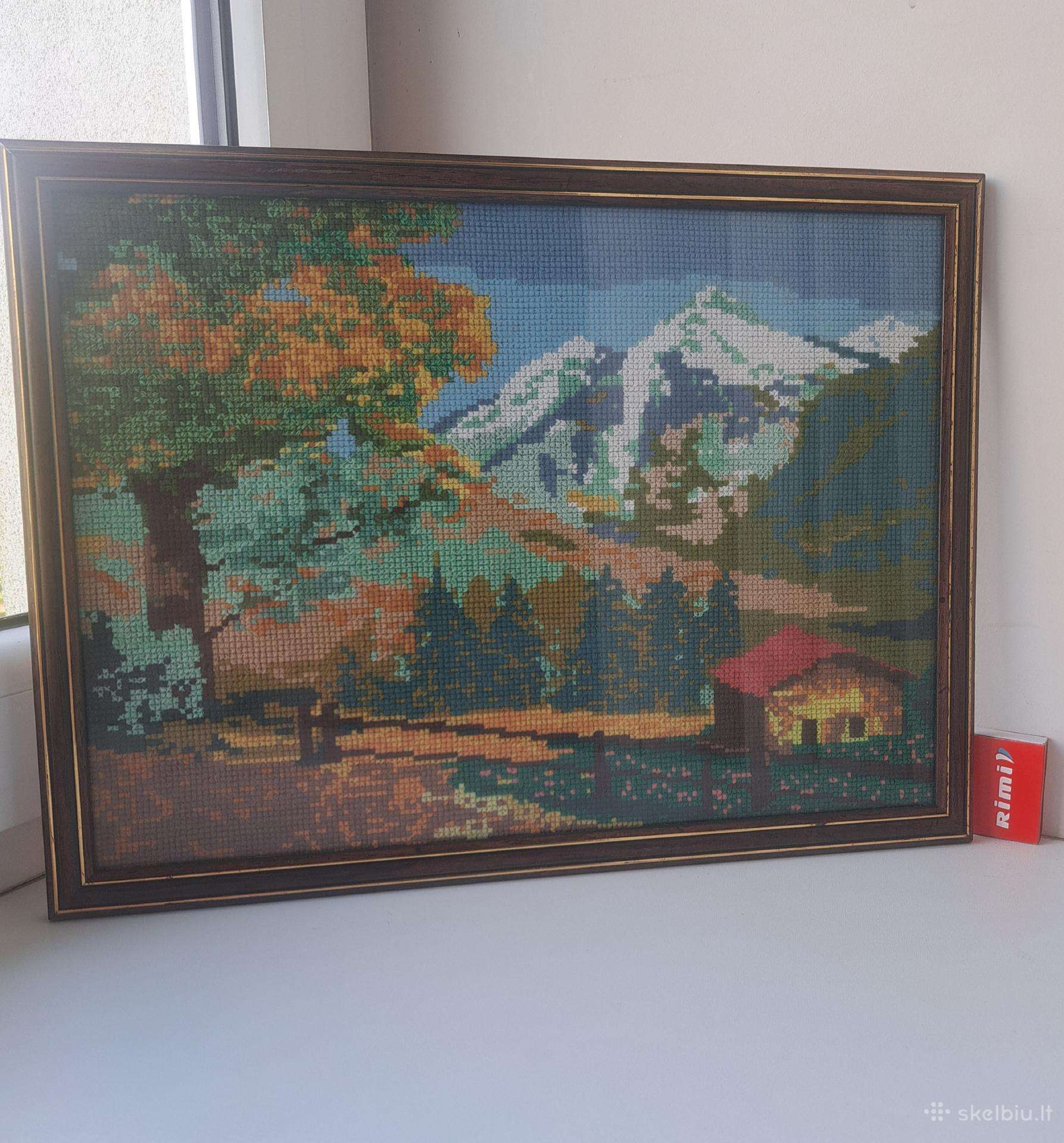 Retro siuvinėtas paveikslas.