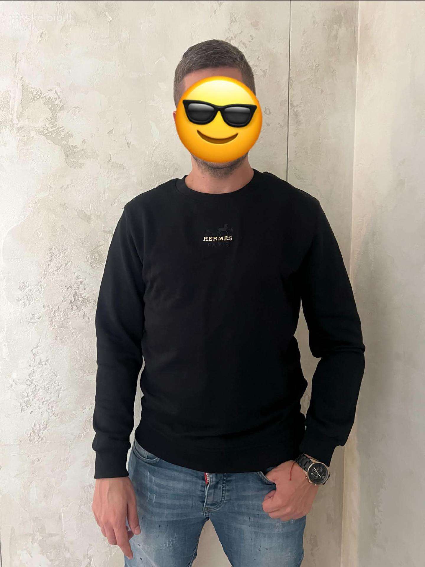 Naujas juodos spalvos vyriškas hermes bliuzonas