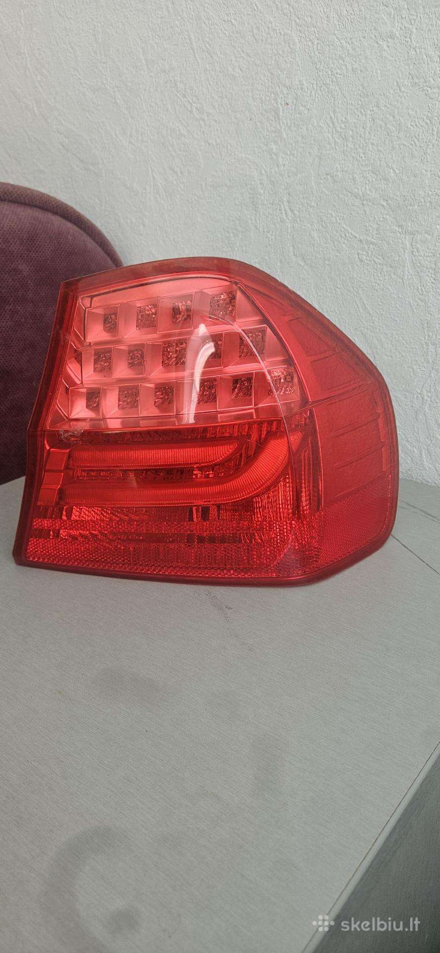 BMW 320 lights