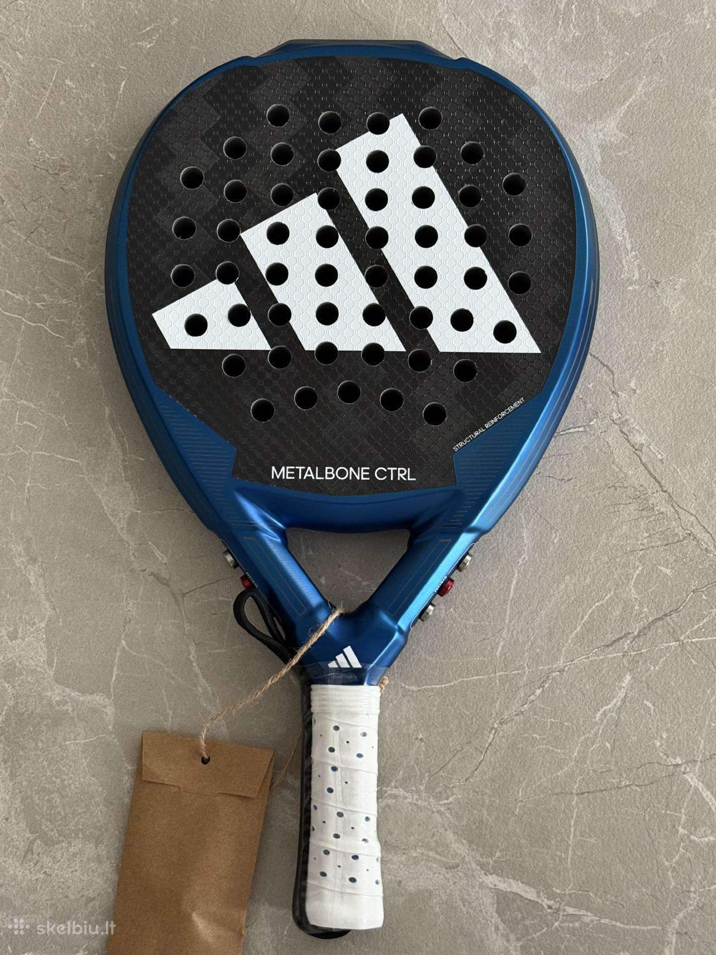 Nauja Adidas Metalbone Control 3.3 padelio raketė