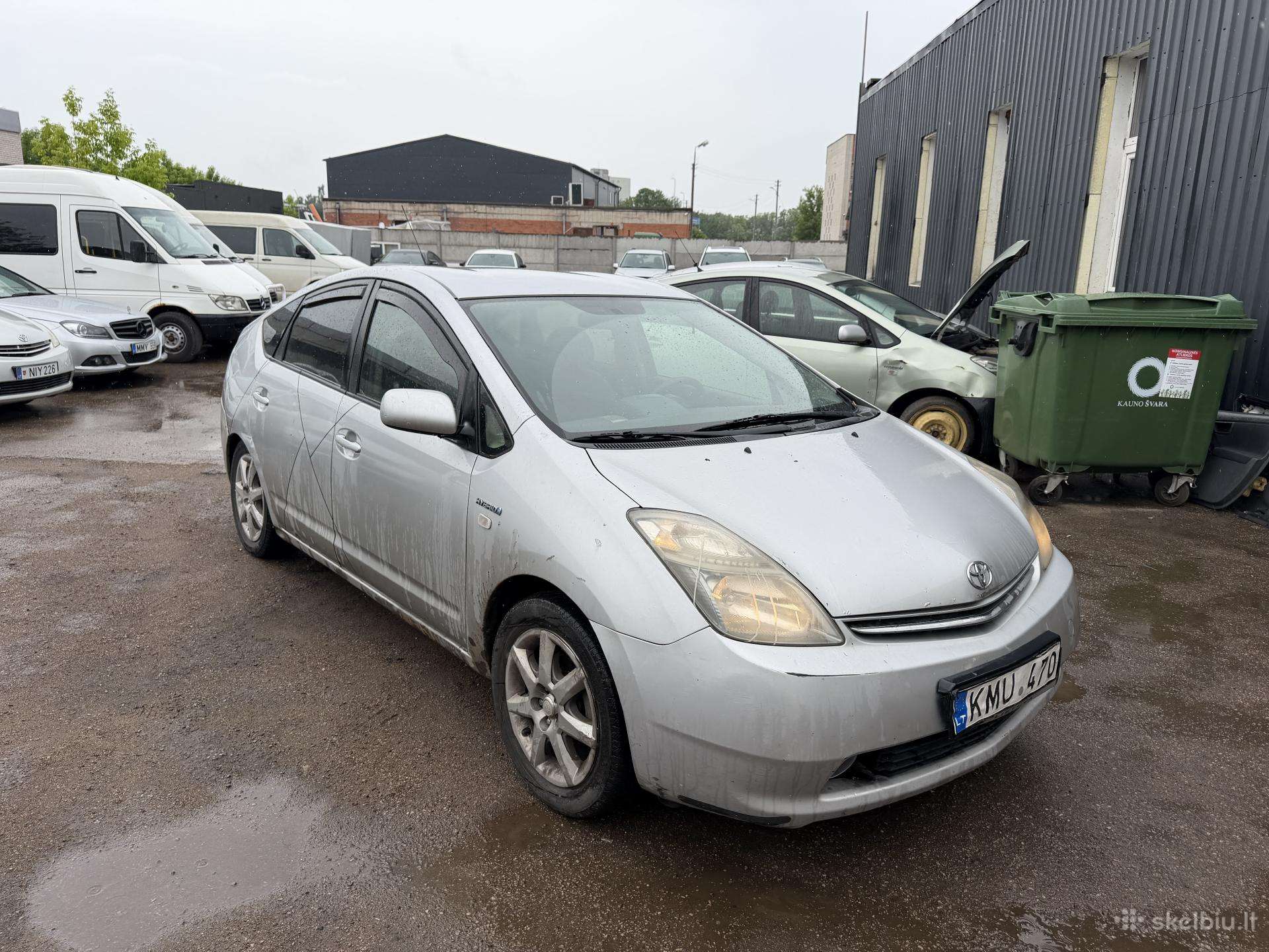 Toyota Prius, hečbekas