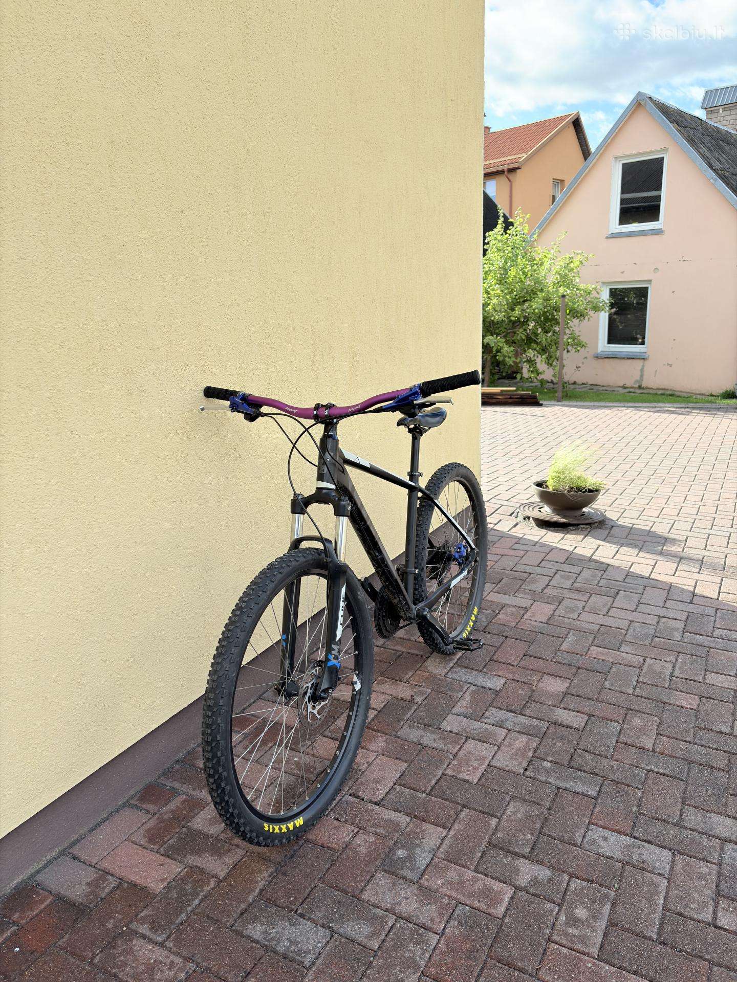 Kalnų dviratis Cube 27.5″