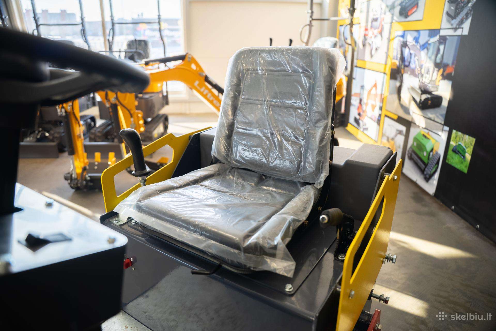-Kita- Liftrex 700S, vibrator / compactor