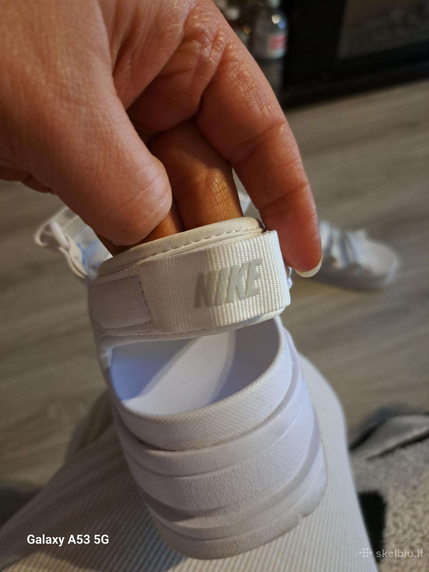 Nike basutes