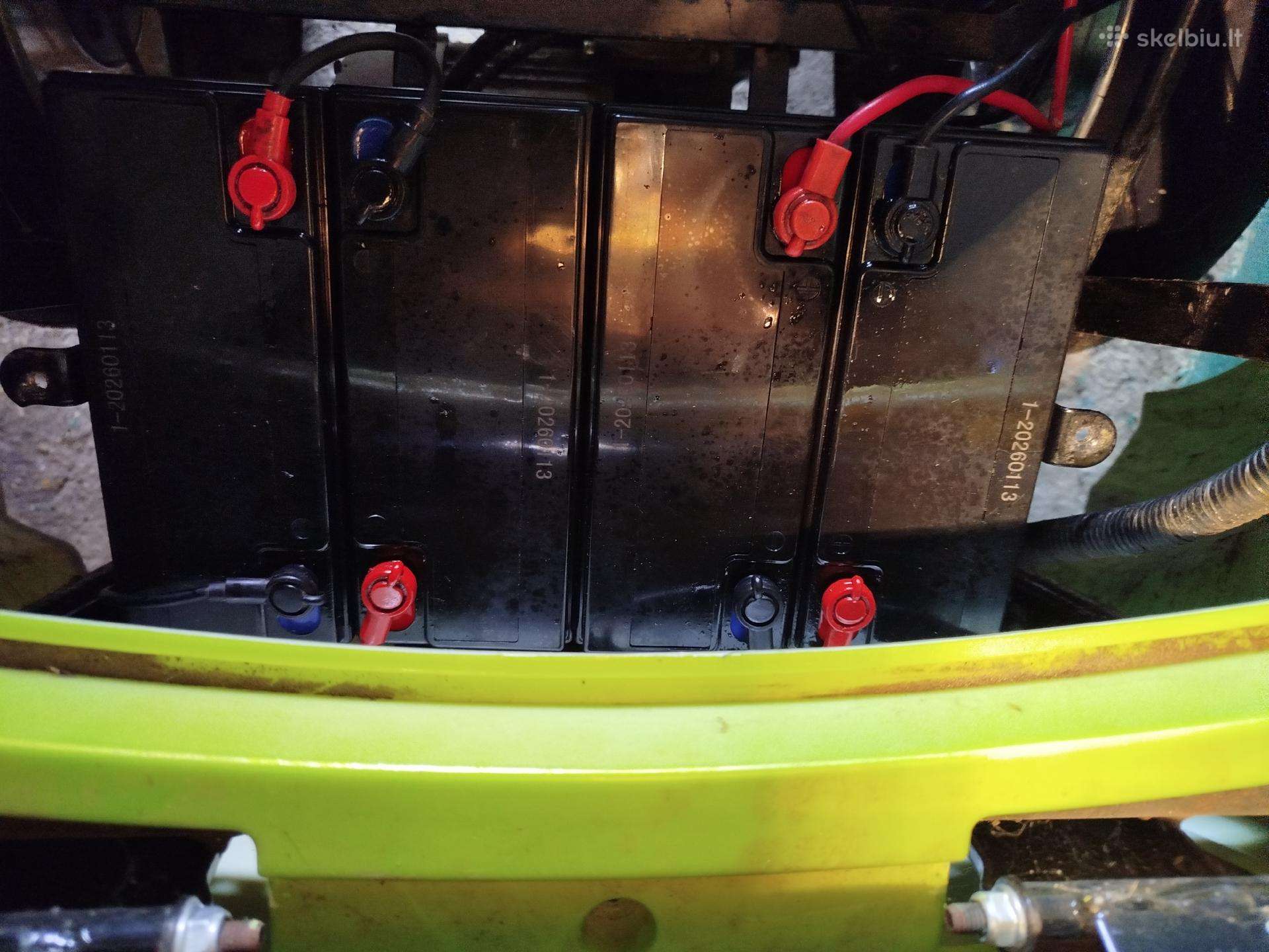 Electron MS04, triračiai