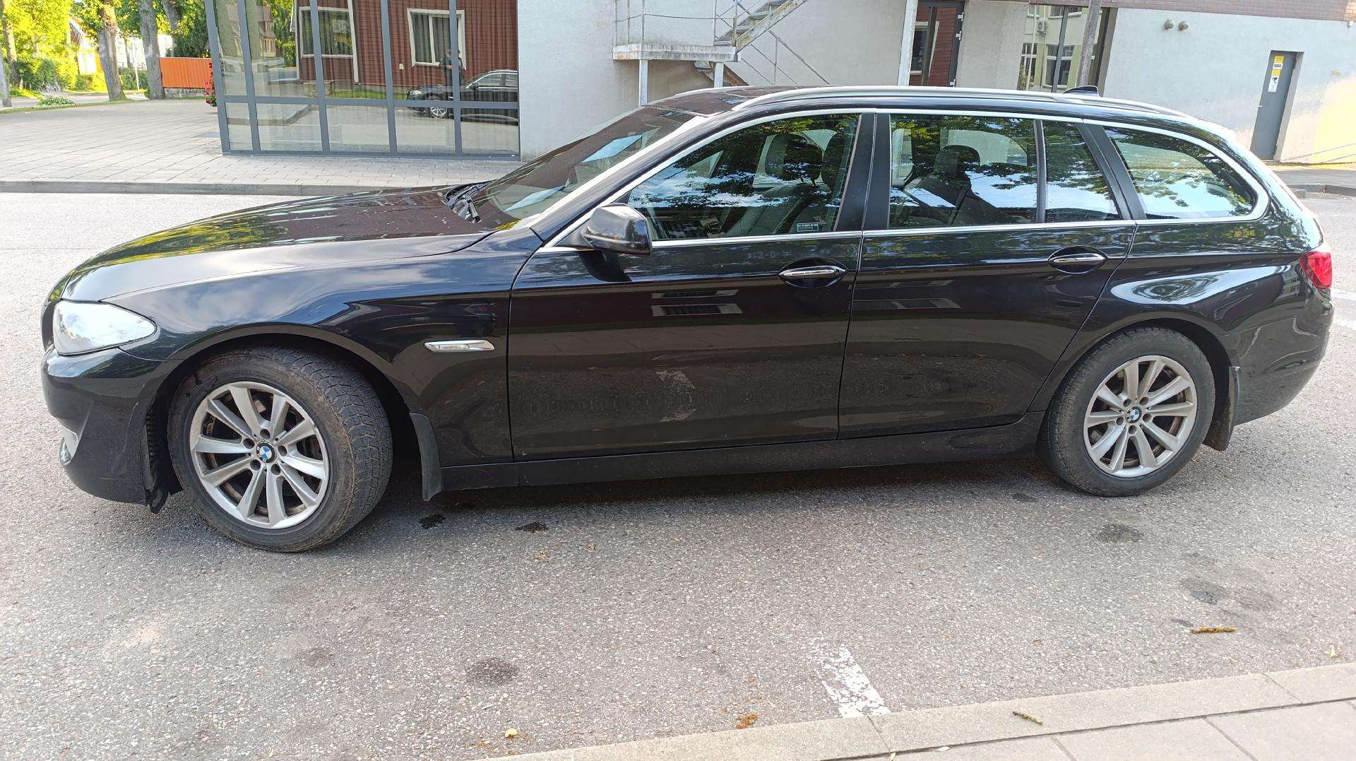 BMW 525, 3.0 l., Универсал