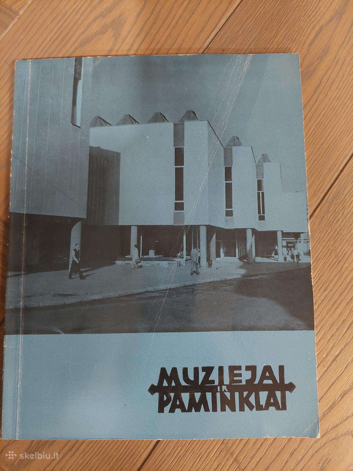 Muziejai ir paminklai