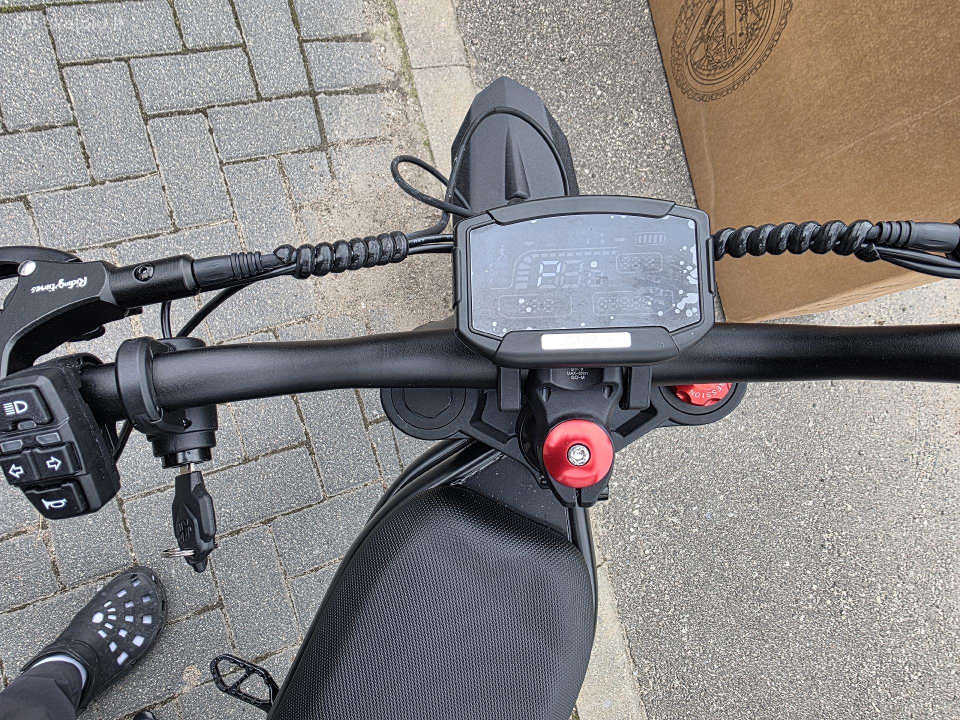 Электрический велосипед GT Bikes