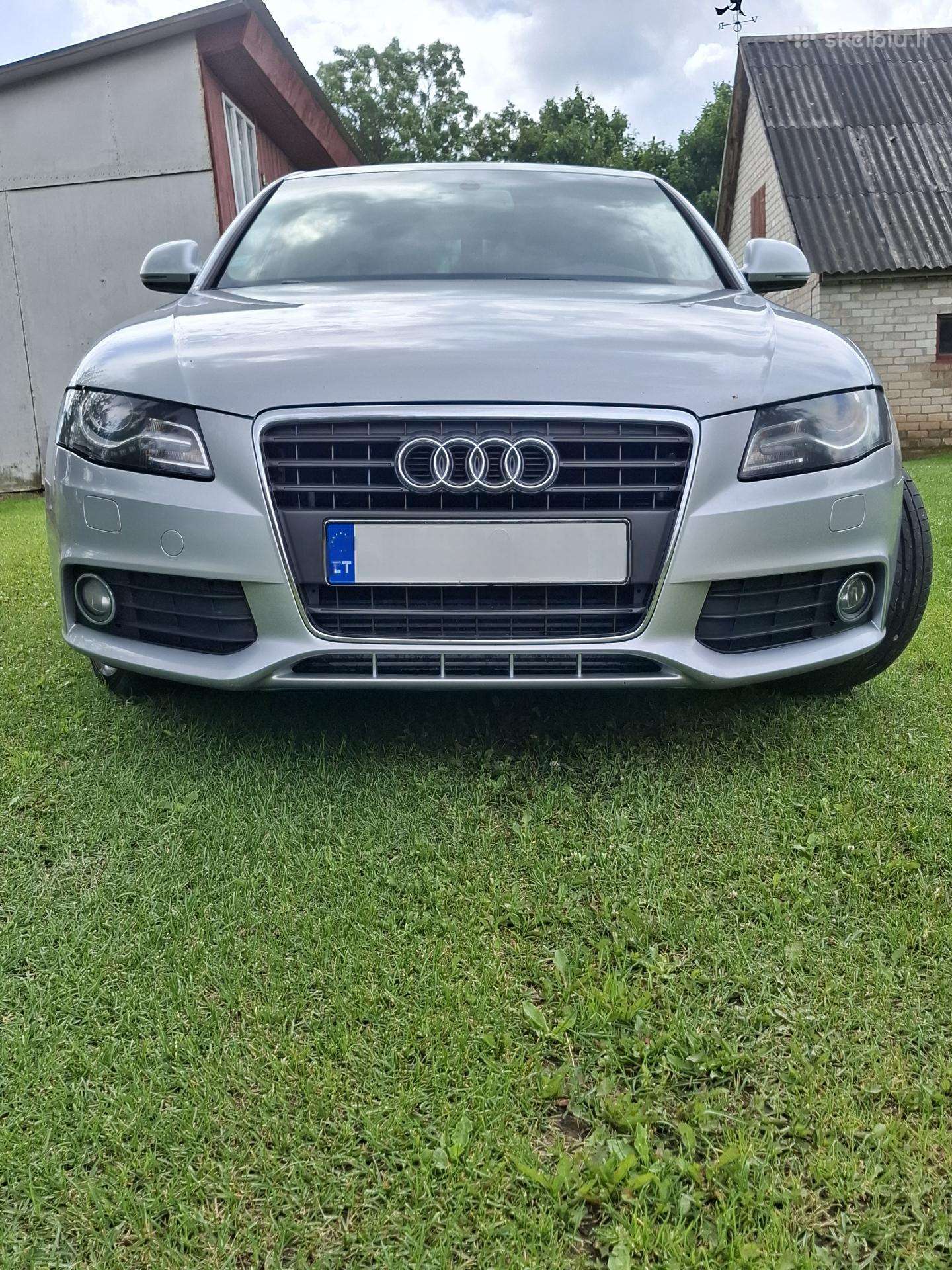Audi A4, 2.0 l., Седан