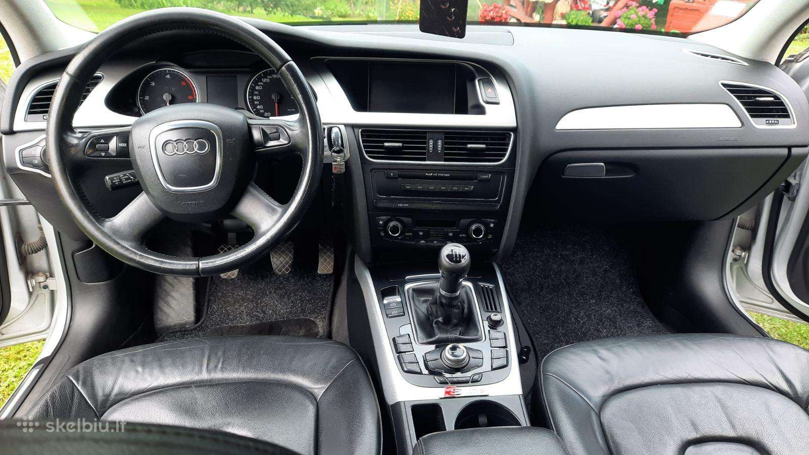 Audi A4, 2.0 l., Седан