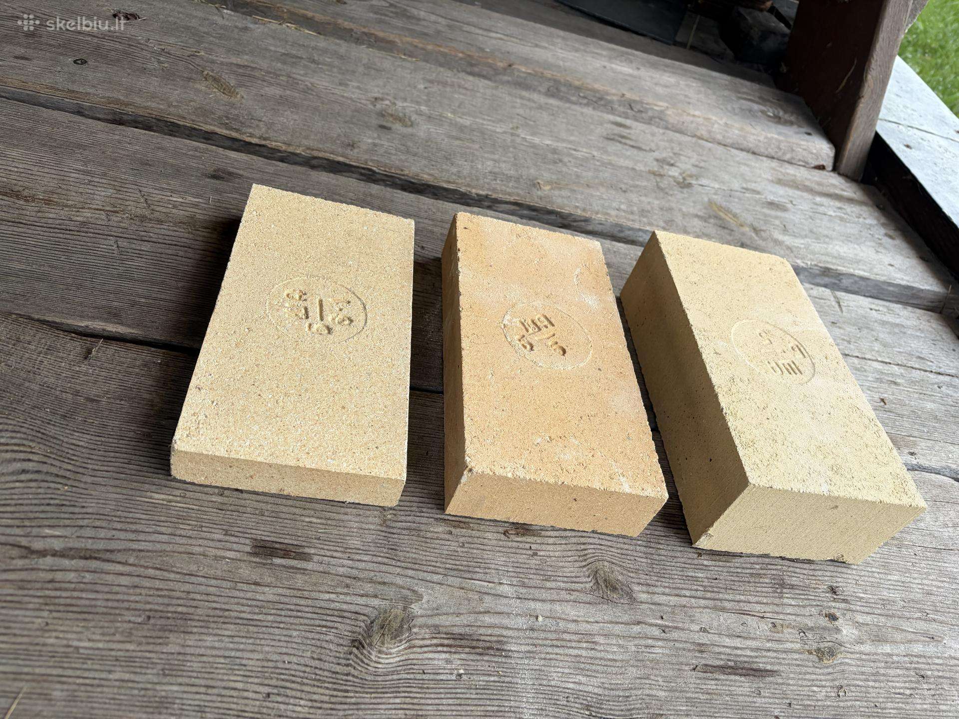 Parduodu naujas šamotines plytas