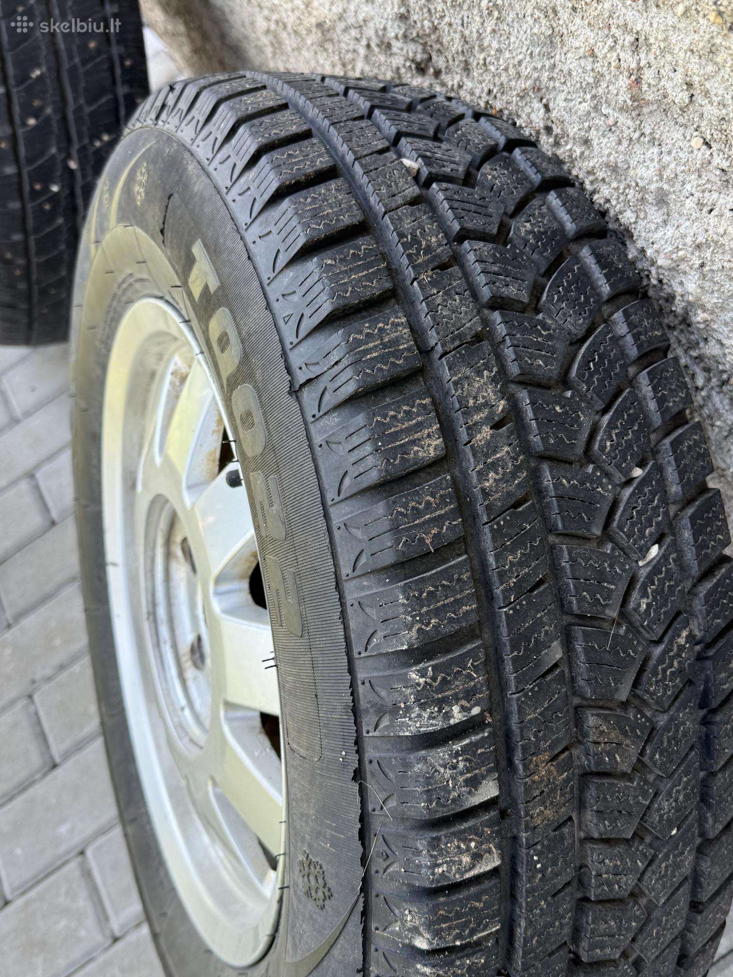 Barum, winter 205/70 R15