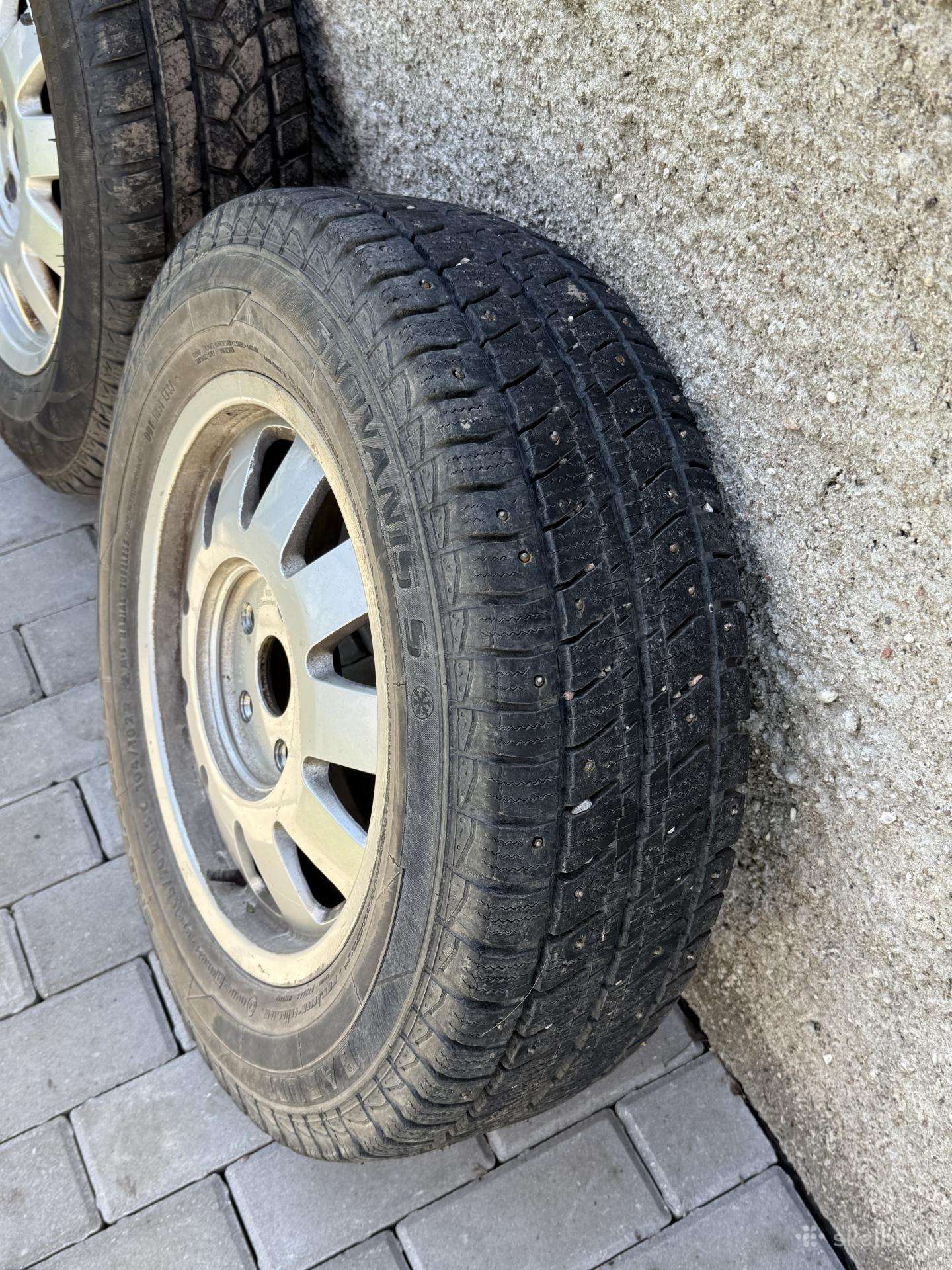 Barum, winter 205/70 R15