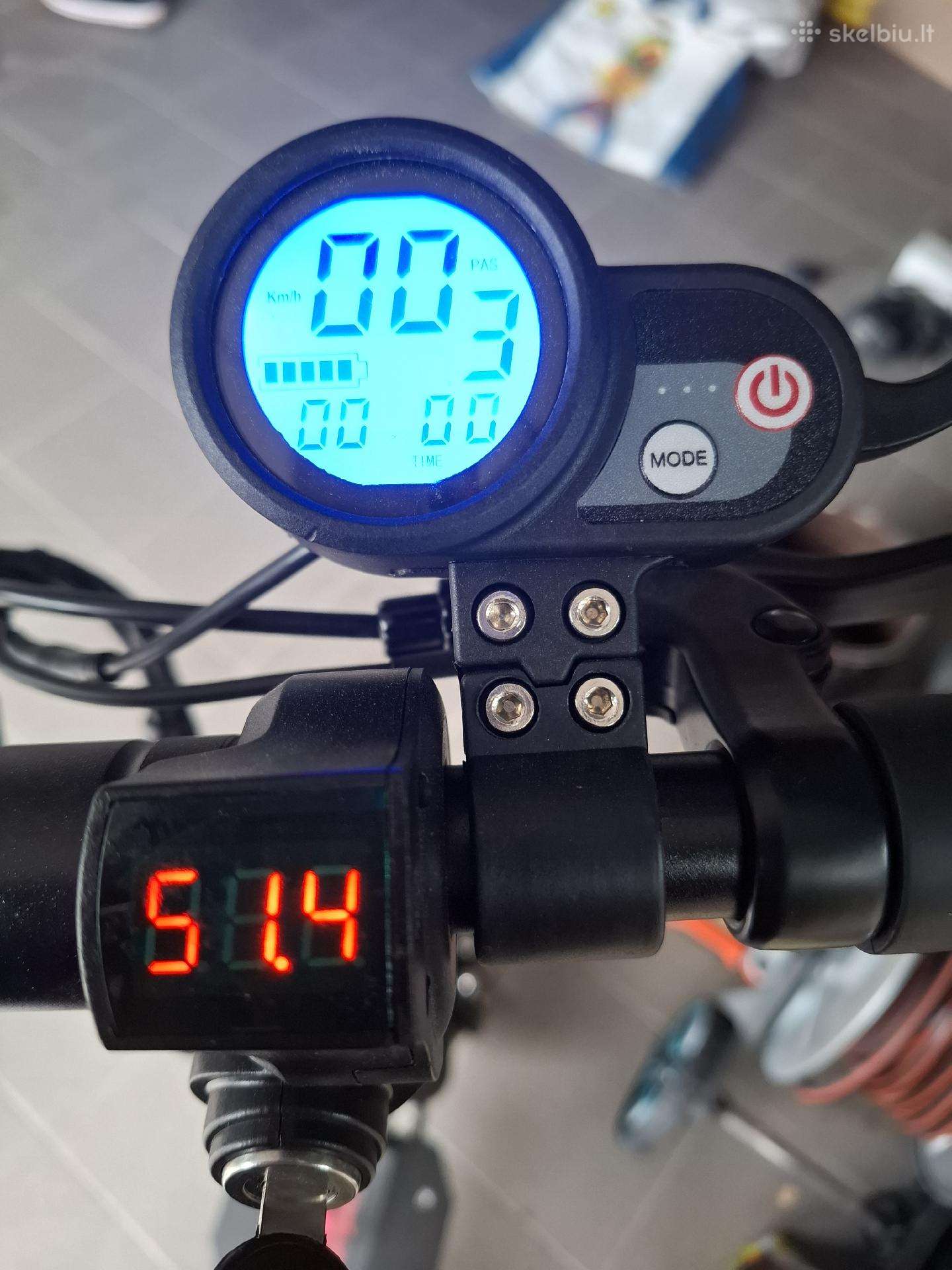 Электрический самокат Beaster Scooter