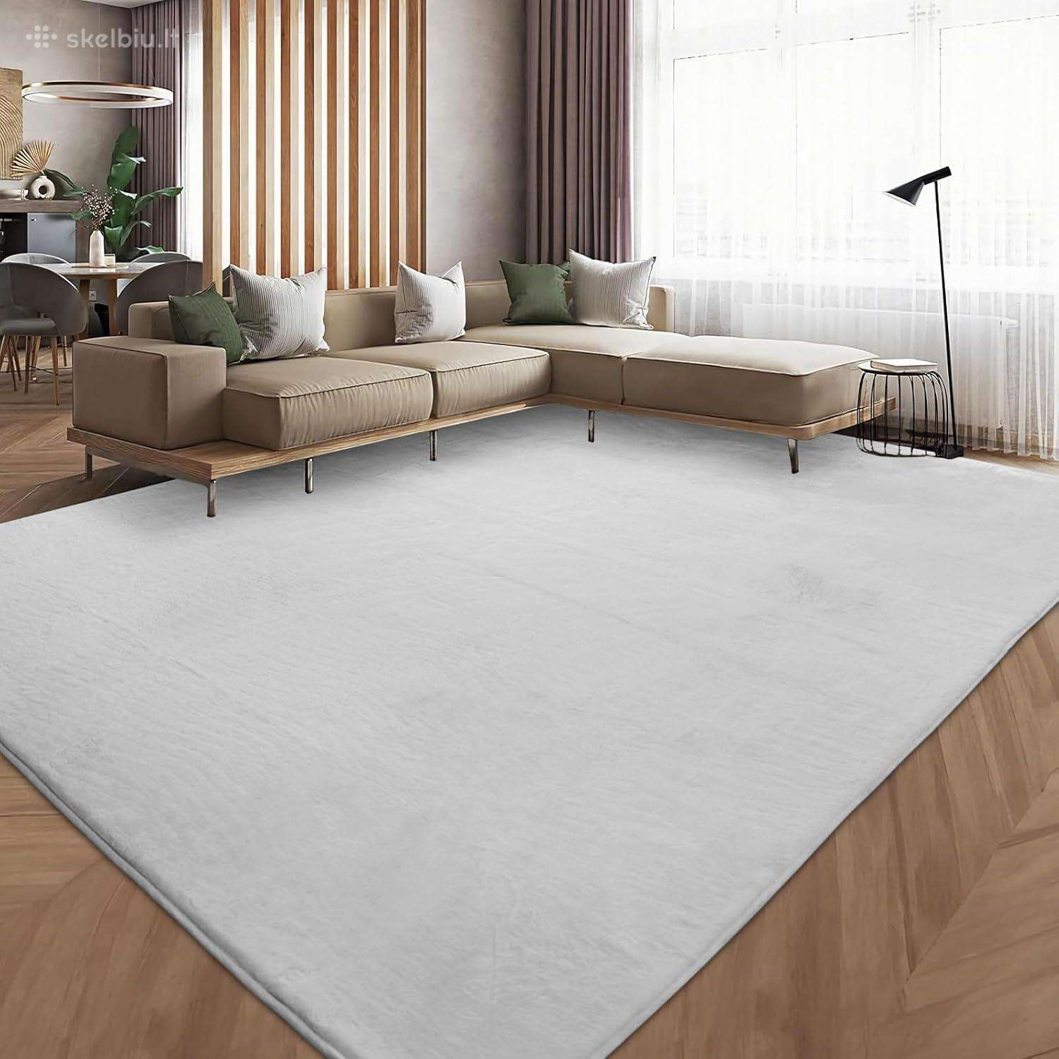 Naujas pilkas kilimas 275 x 370 cm