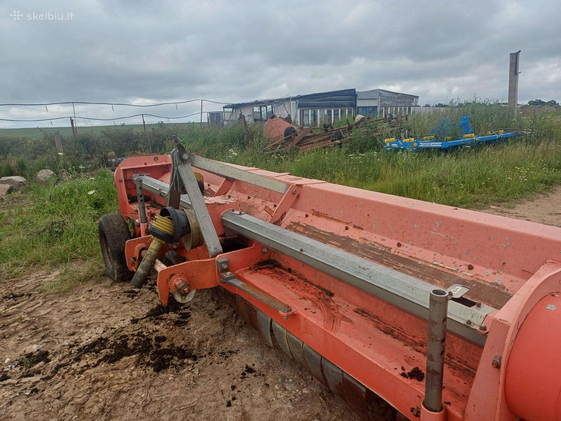 Kuhn 400, другое