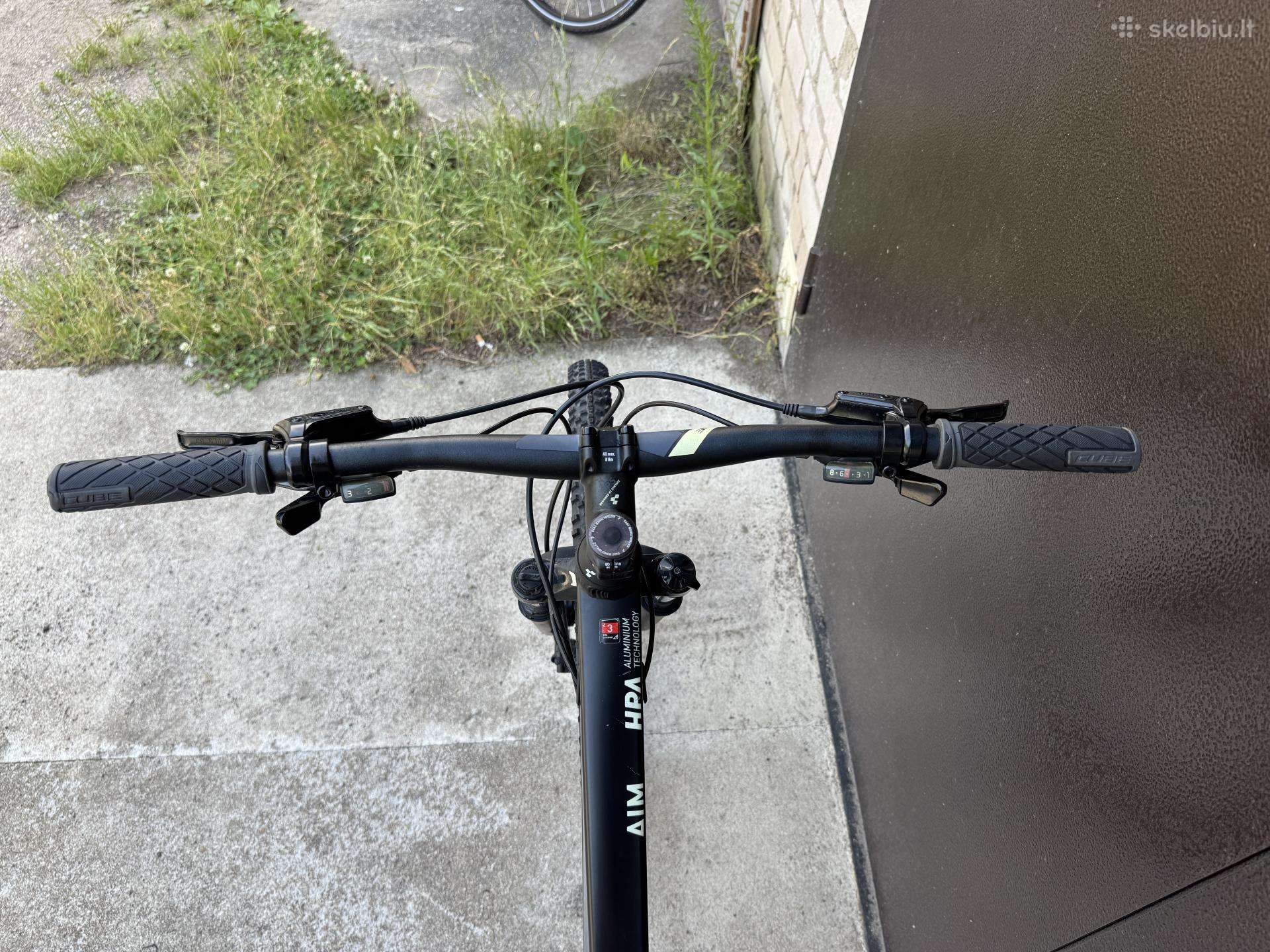 Mountain bike Cube 27.5″