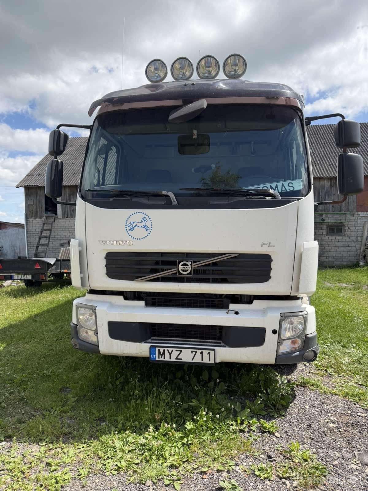 Volvo fl240
