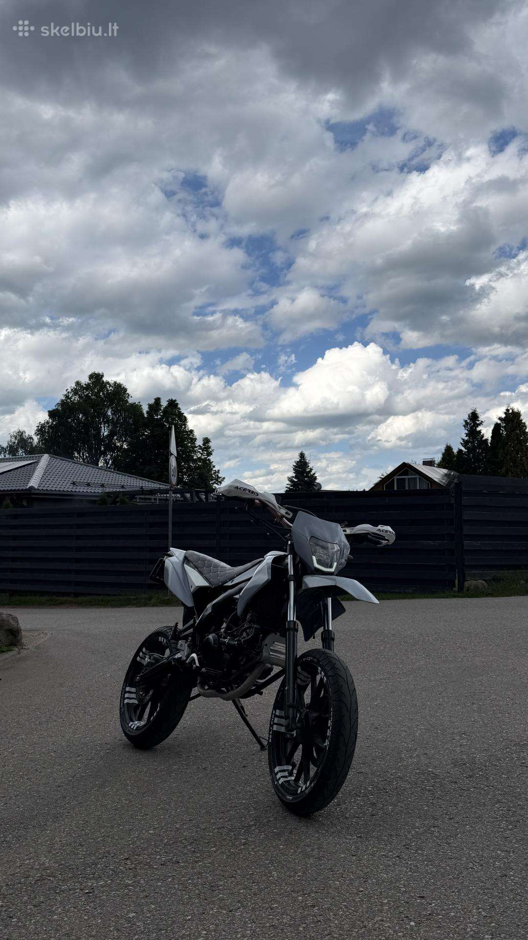 Derbi senda