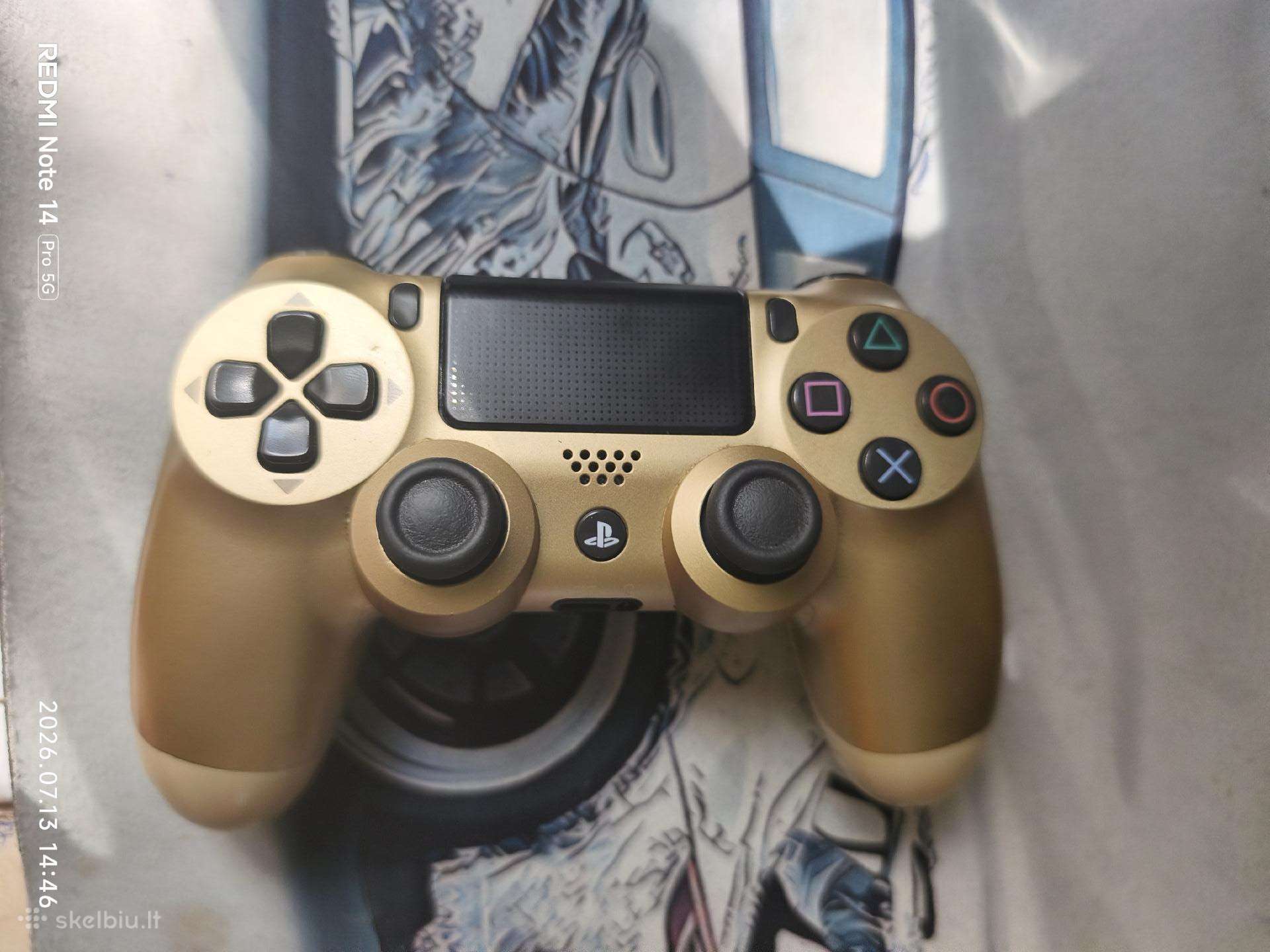 Naudotas auksinis ps4 pultelis