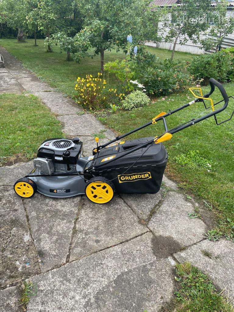 Nauja žoliapjovė