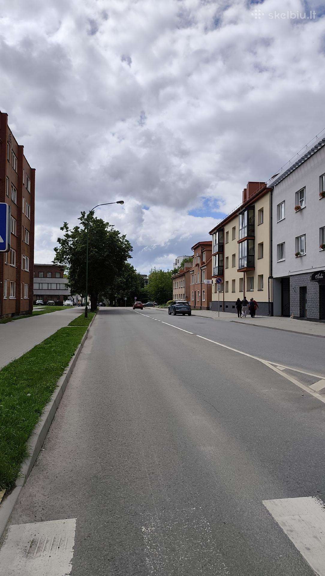 Kambarys bloke miesto senamiestyje!