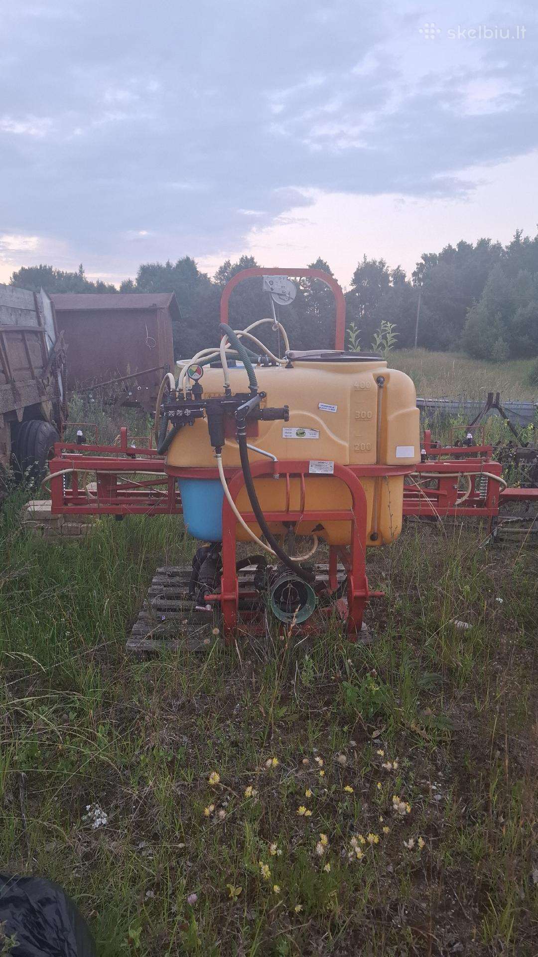 Jarmet pakabinamas 400l purkštuvas