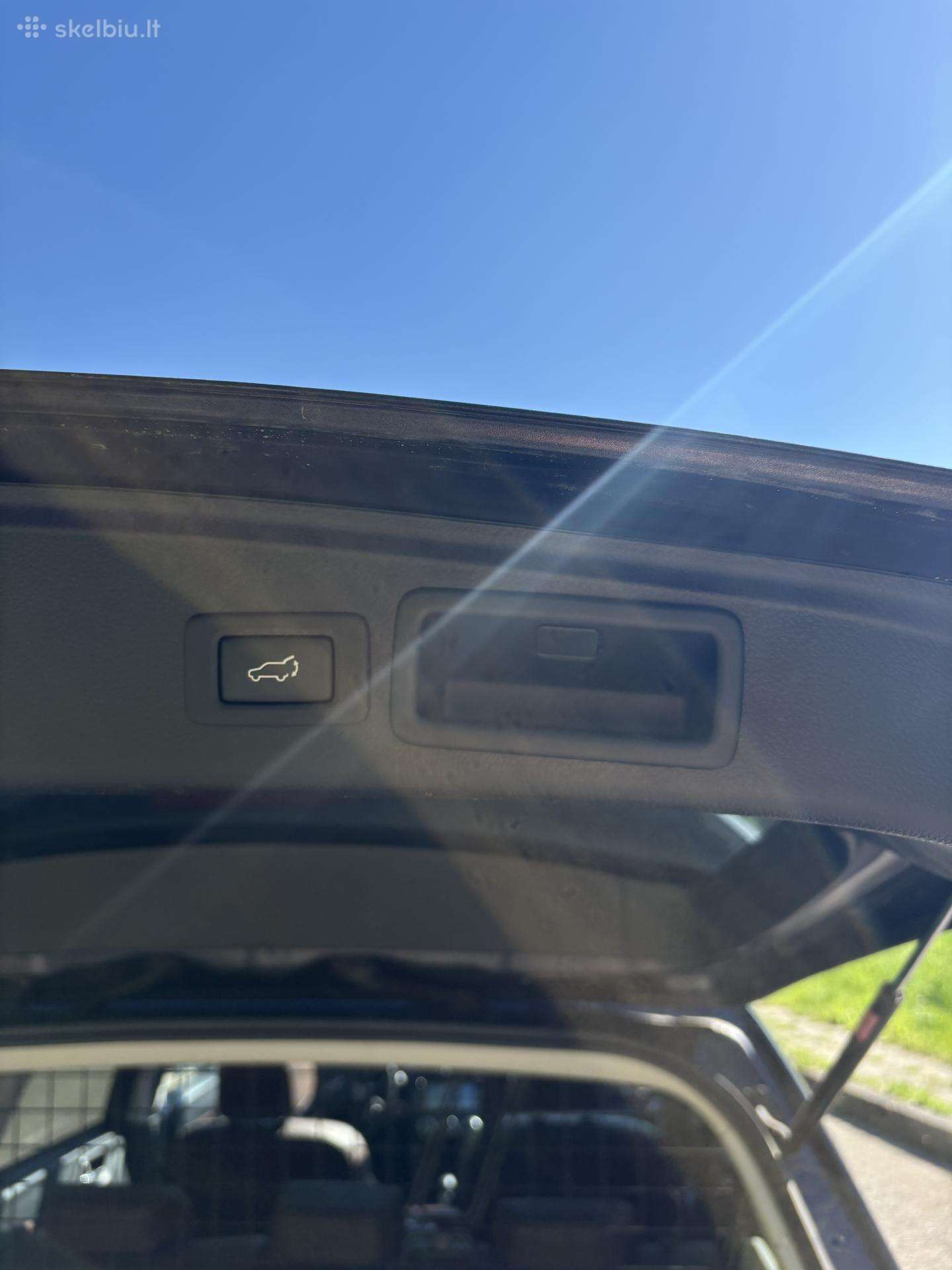Subaru Forester, 2.0 l., off-road / crossover
